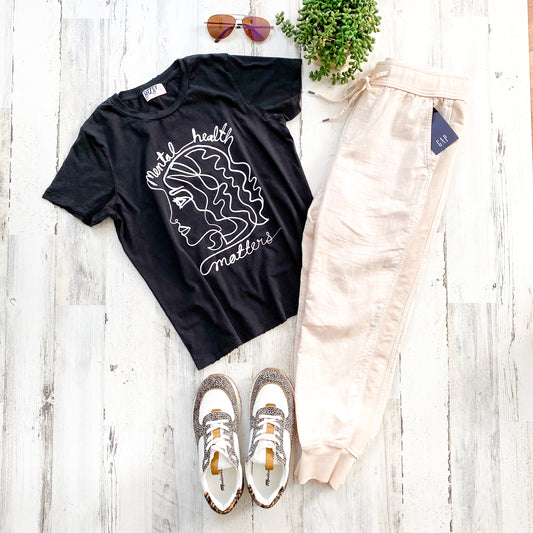 Shop The Look: Dazey LA Tee + Gap Joggers