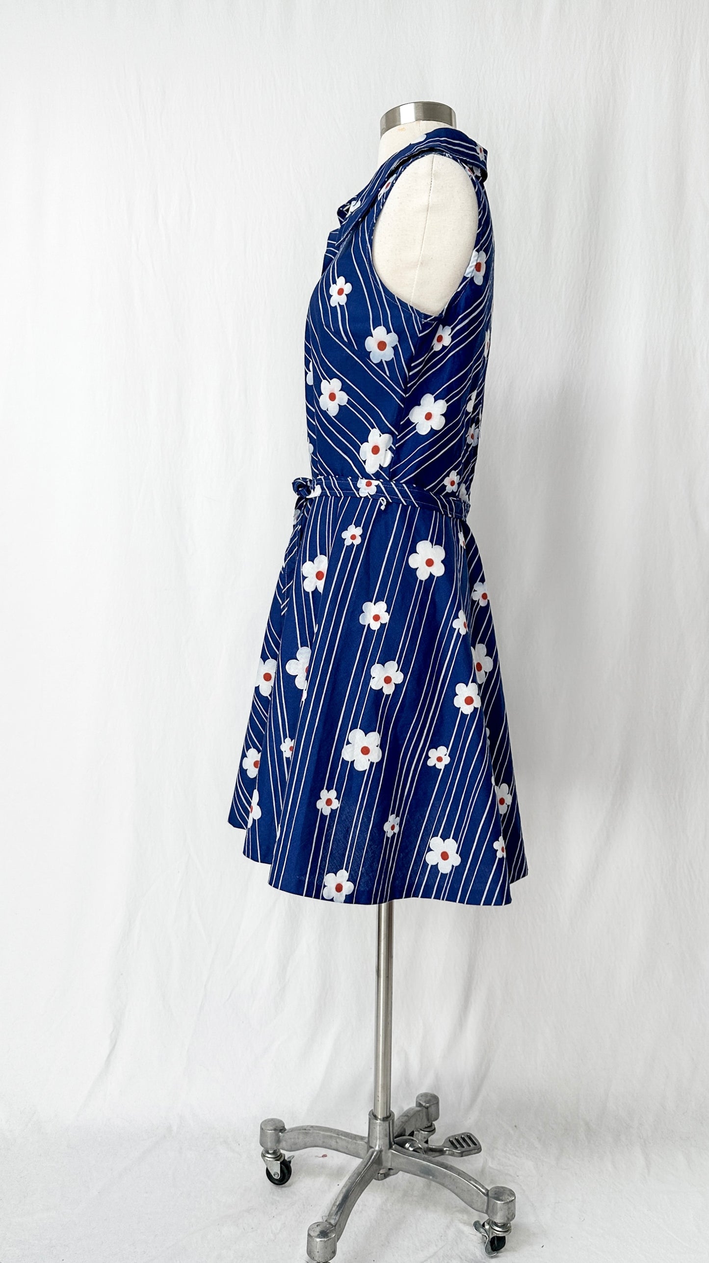 Vintage 60’s/70’s Blue Floral A-Line Dress (M or 8)