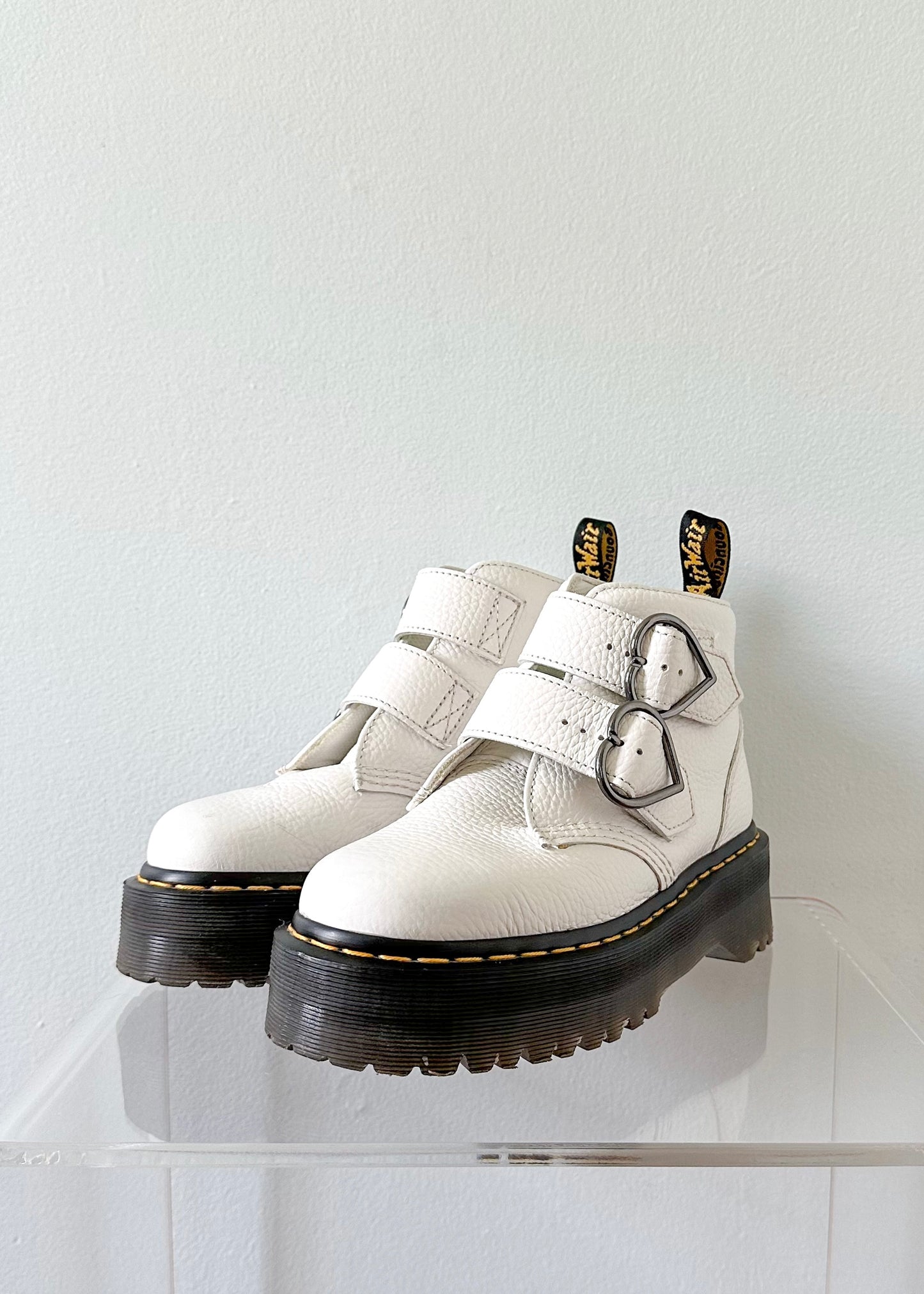 Dr. Martens Devon Heart White Leather Platform Boots (US 7 / EU 38)