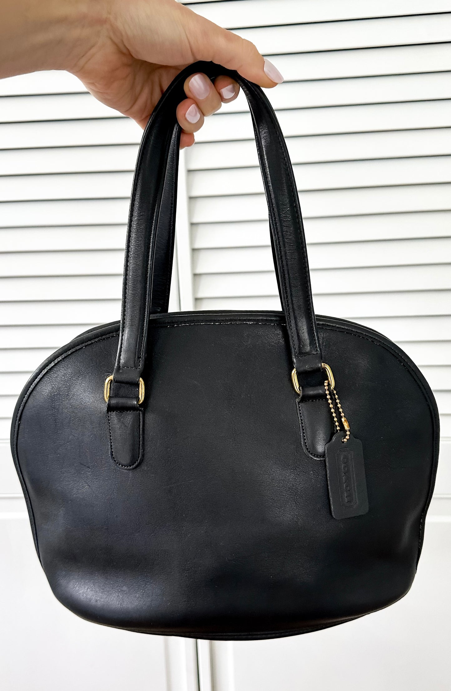 Vintage 90s Coach Pelham Black Leather Dome Purse #9958