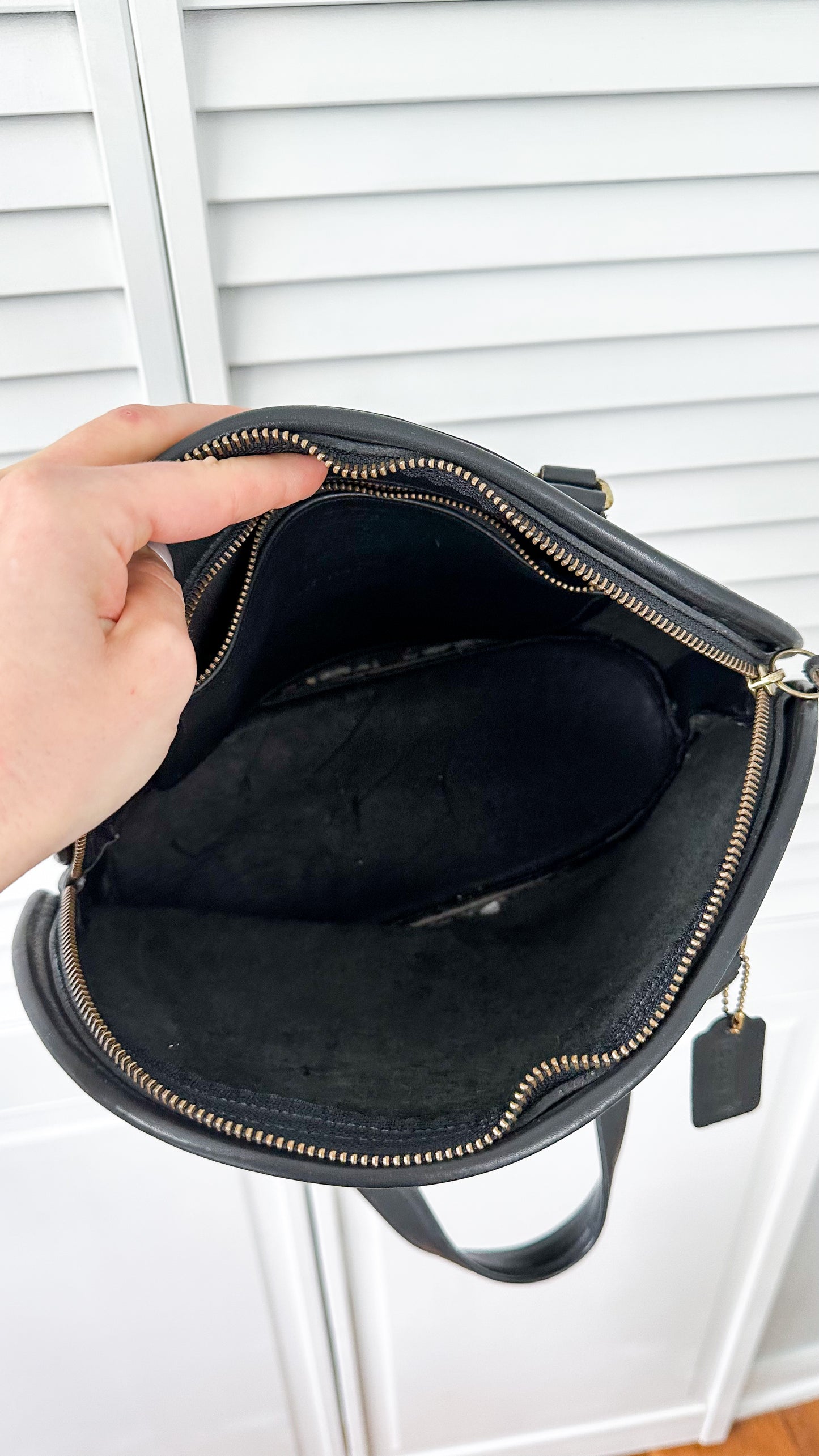 Vintage 90s Coach Pelham Black Leather Dome Purse #9958