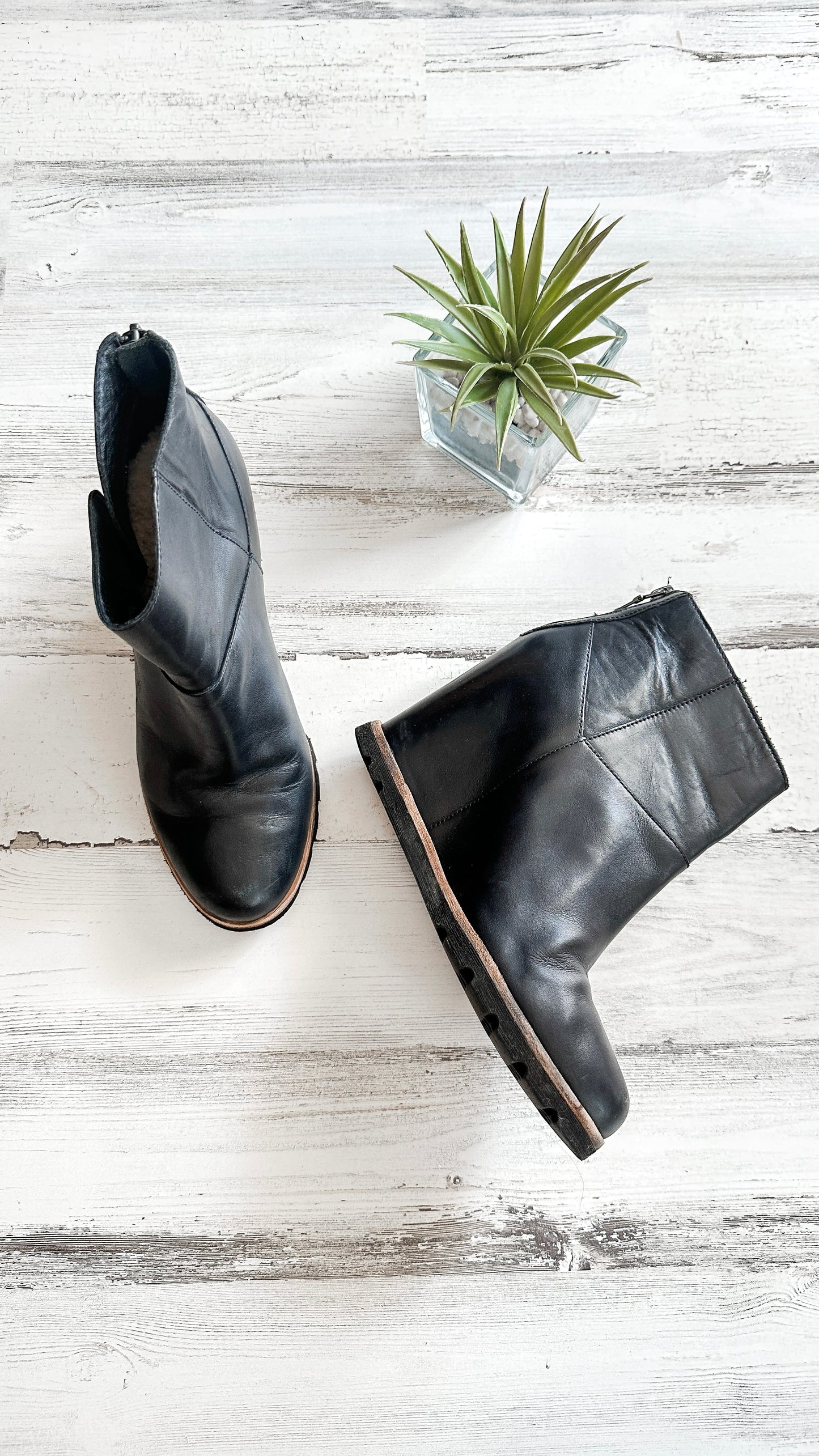 UGG Black Leather Amal Wedge Boots (7.5)