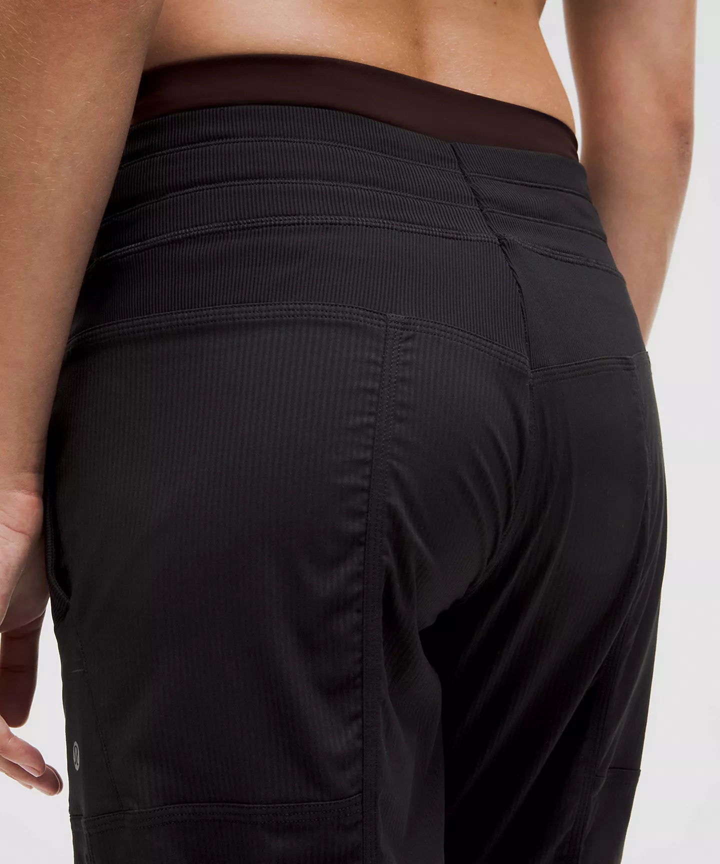 NEW Lululemon Dance Studio Mid-Rise Pant in Black (8 Short)