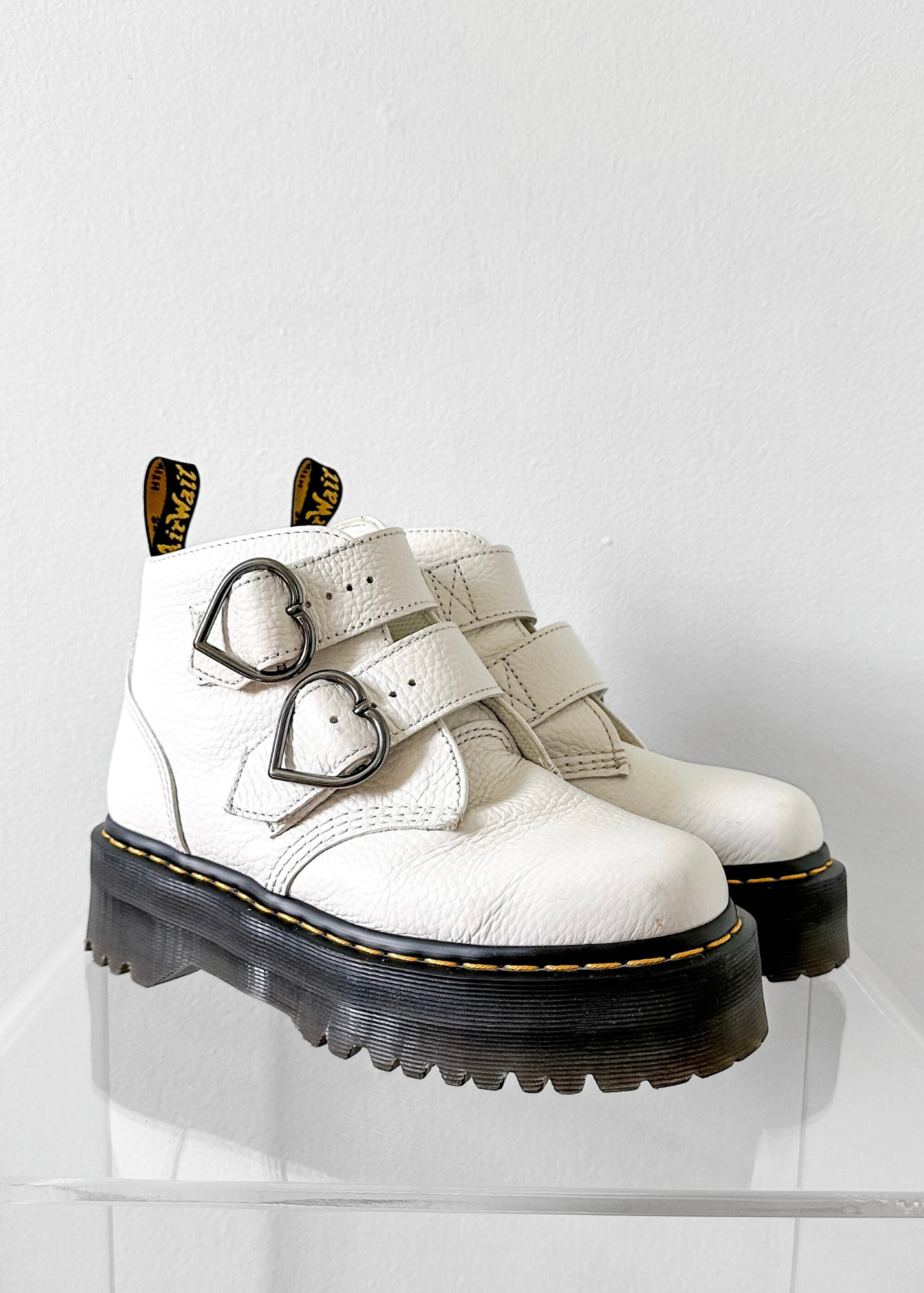 Dr. Martens Devon Heart White Leather Platform Boots (US 7 / EU 38)