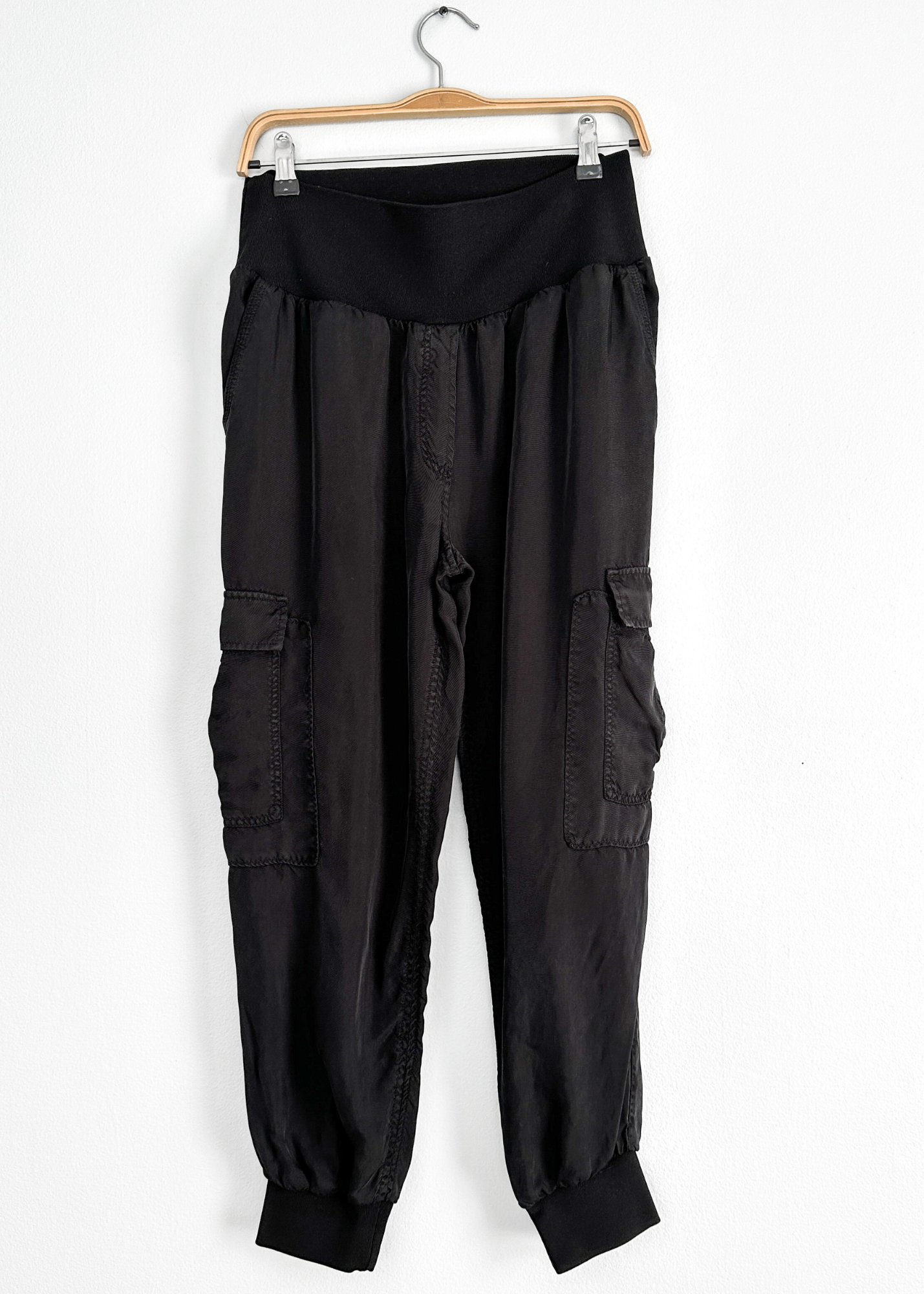 Cinq a Sept Black Cupro Cropped Cargo Pants (M)