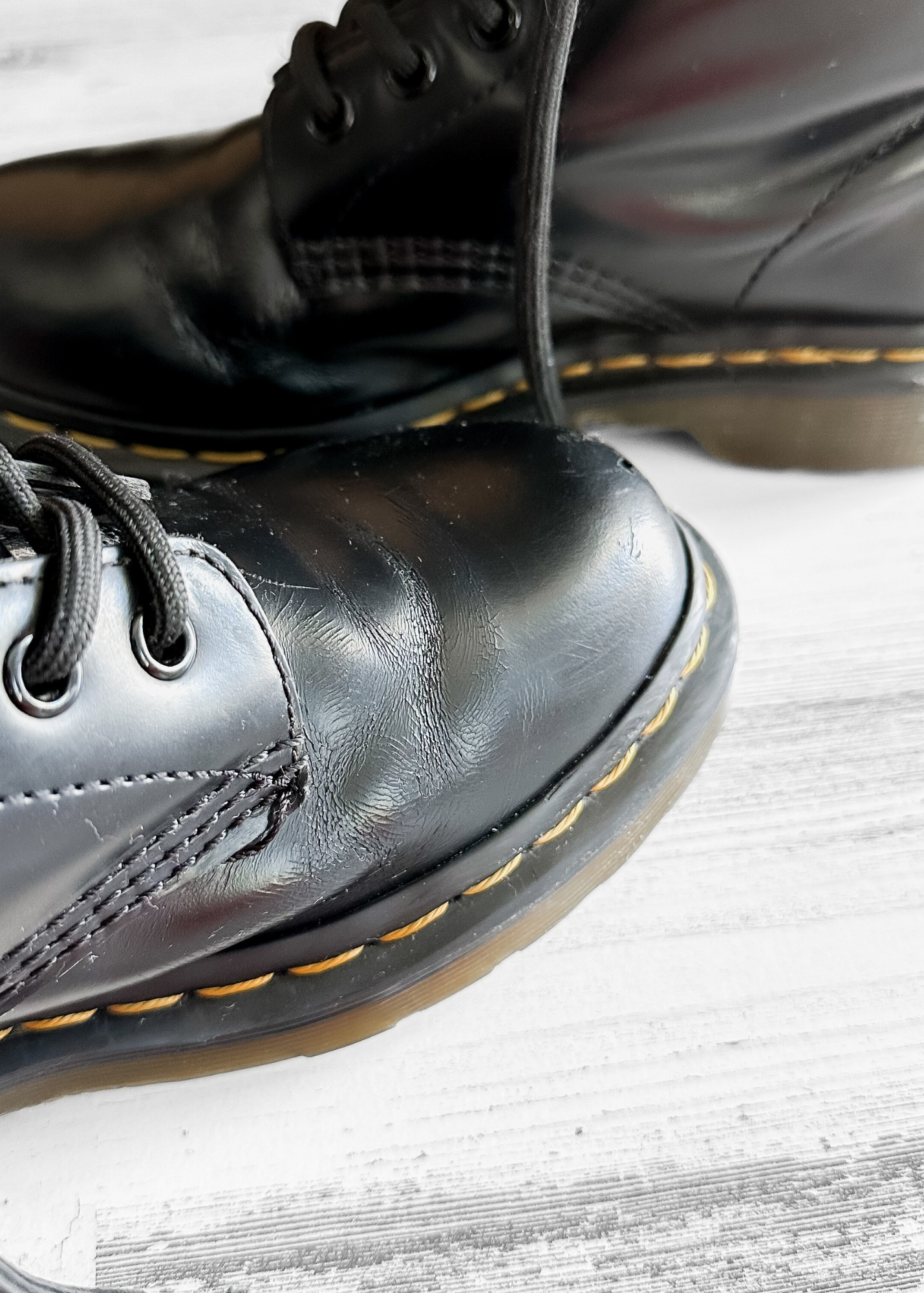 Dr. Martens 1460 Womens' Black Leather Original Combat Boots (6)