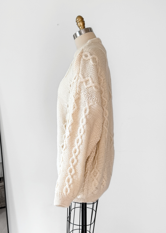 NEW Vintage Acorn British Wool Fisherman Sweater with Trout Fish Embroidered Cream Knit (men's L)