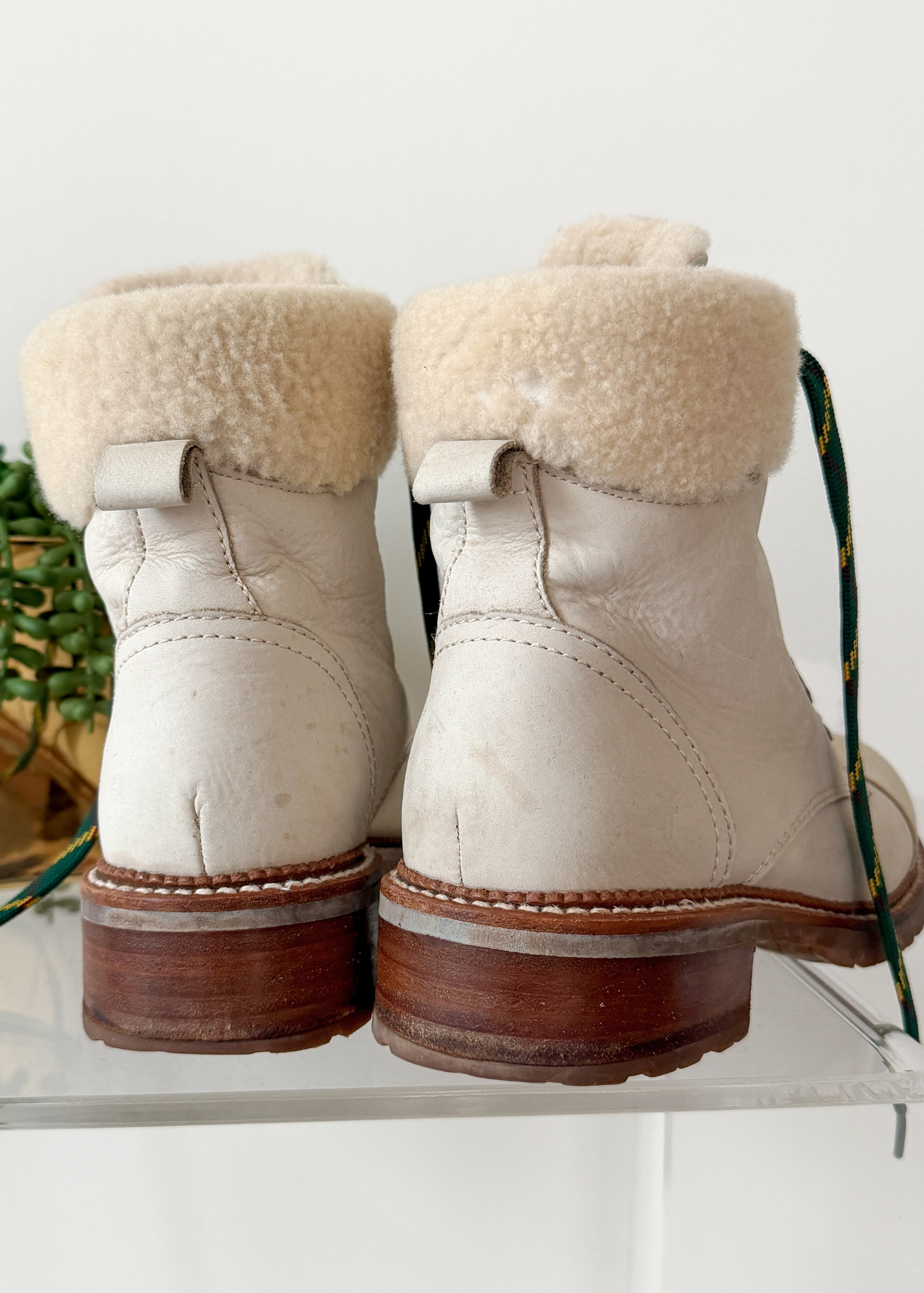 Frye Samantha Hiker Combat in Ivory Leather Shearling and Green Laces Winter Boots (7.5)