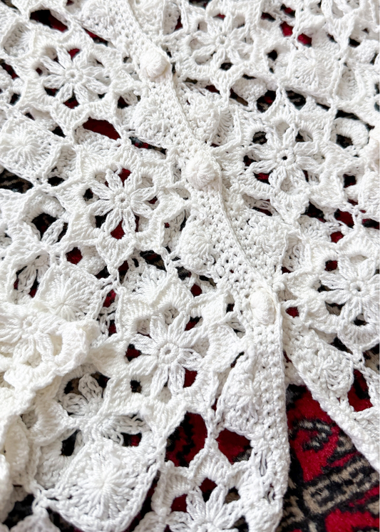Vintage 00s White Crochet Feminine Cardigan (L)