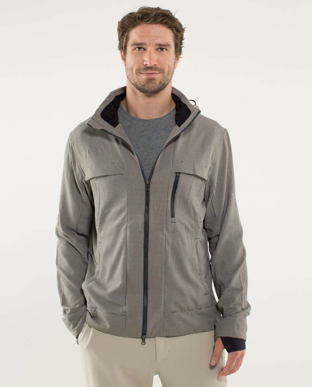 Lululemon Men's Relay Hooded Jacket in Brown Black Houndstooth Swift Mojave Tan