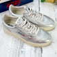 NEW Autry Medalist Leather Silver Low-Top Sneakers (39)