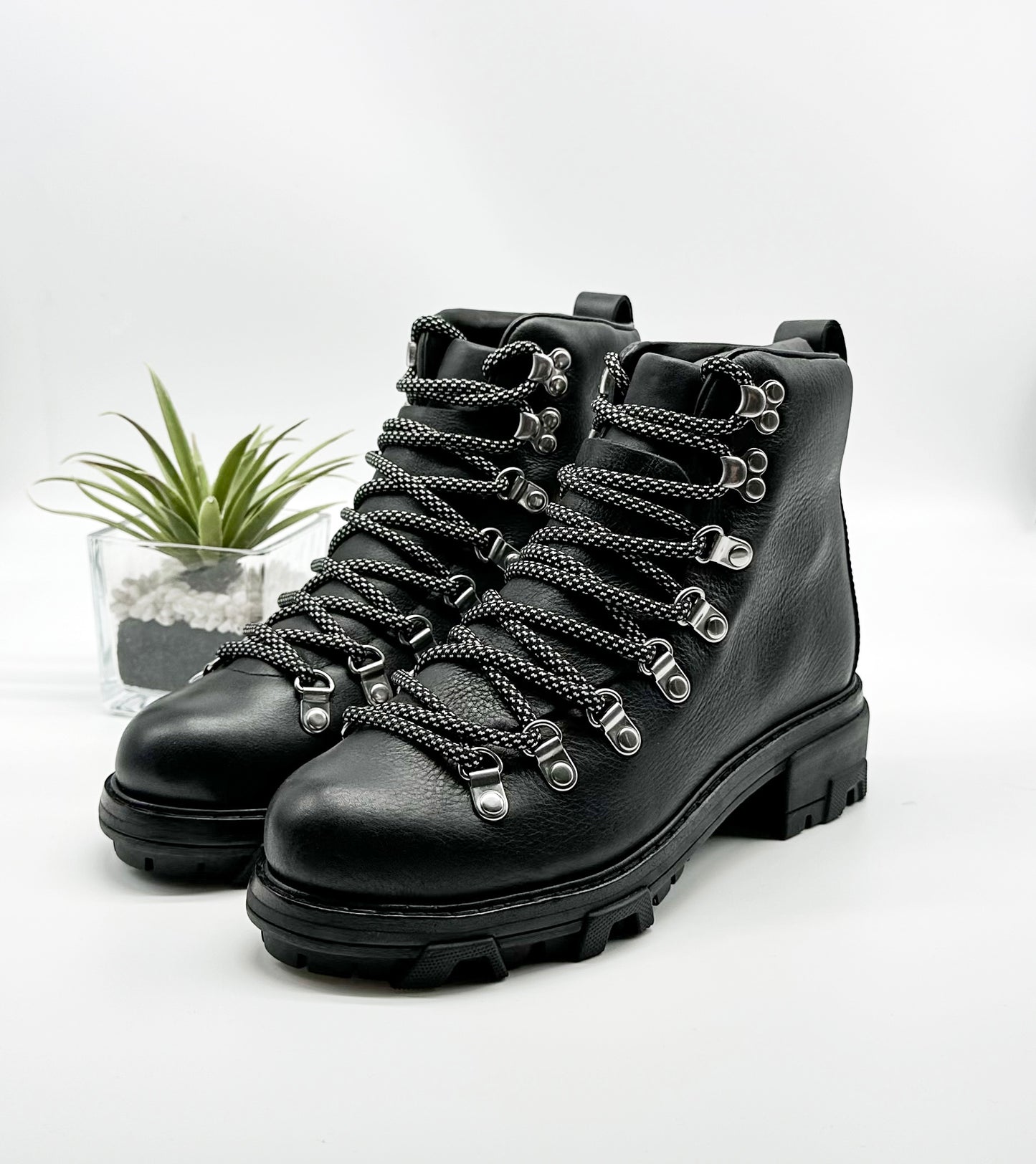 NEW Rag & Bone Black Lace Up Shiloh Hiker Leather Boot size 8.5