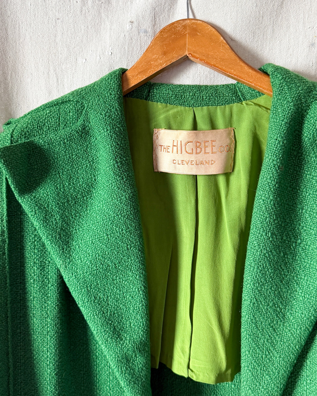 Vintage 60s Higbee's Cleveland Kelly Green Bouclé Cape Coat