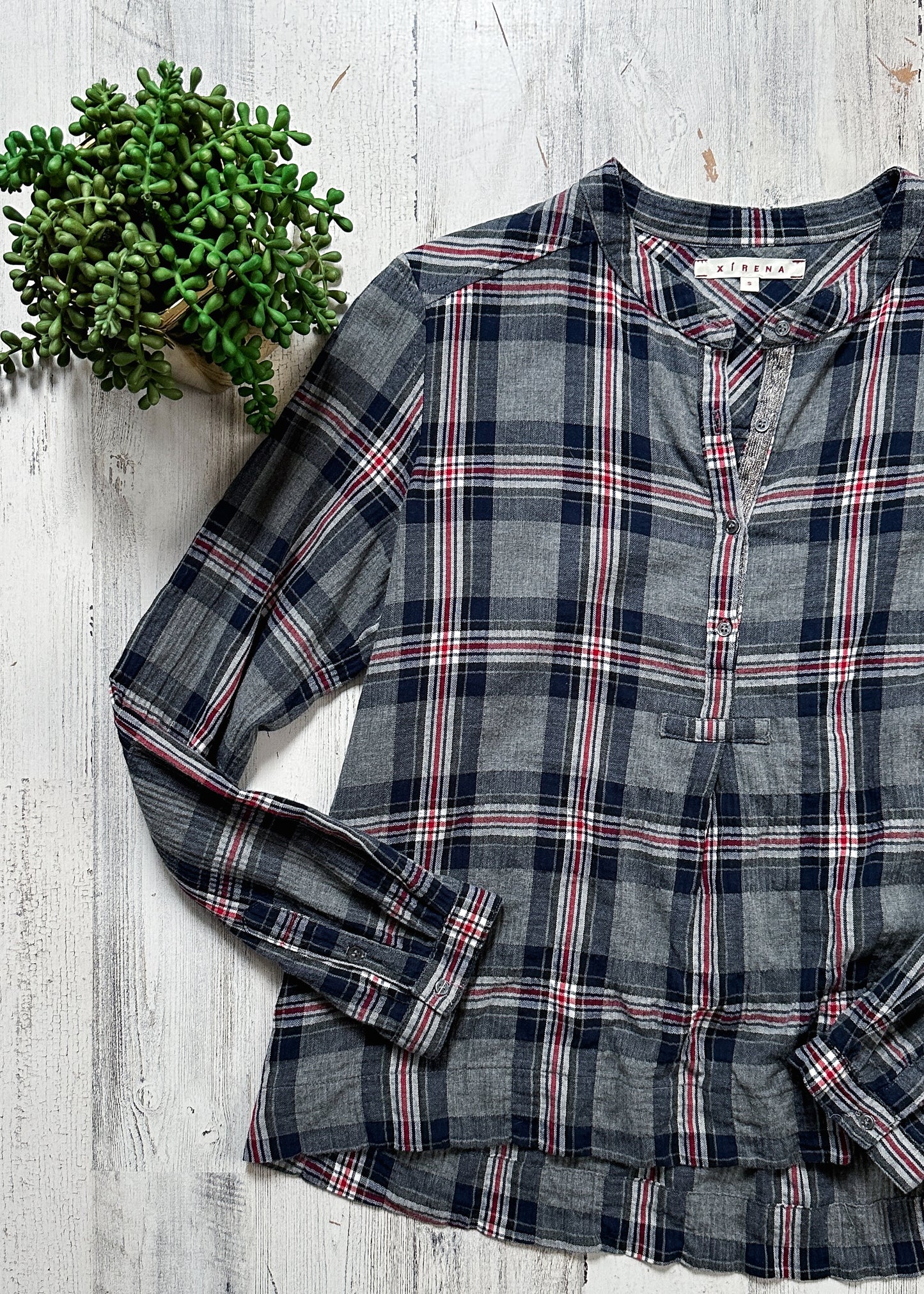 Xirena Navy Gray and Red Plaid Flannel 1/4 Button Down Top (S)