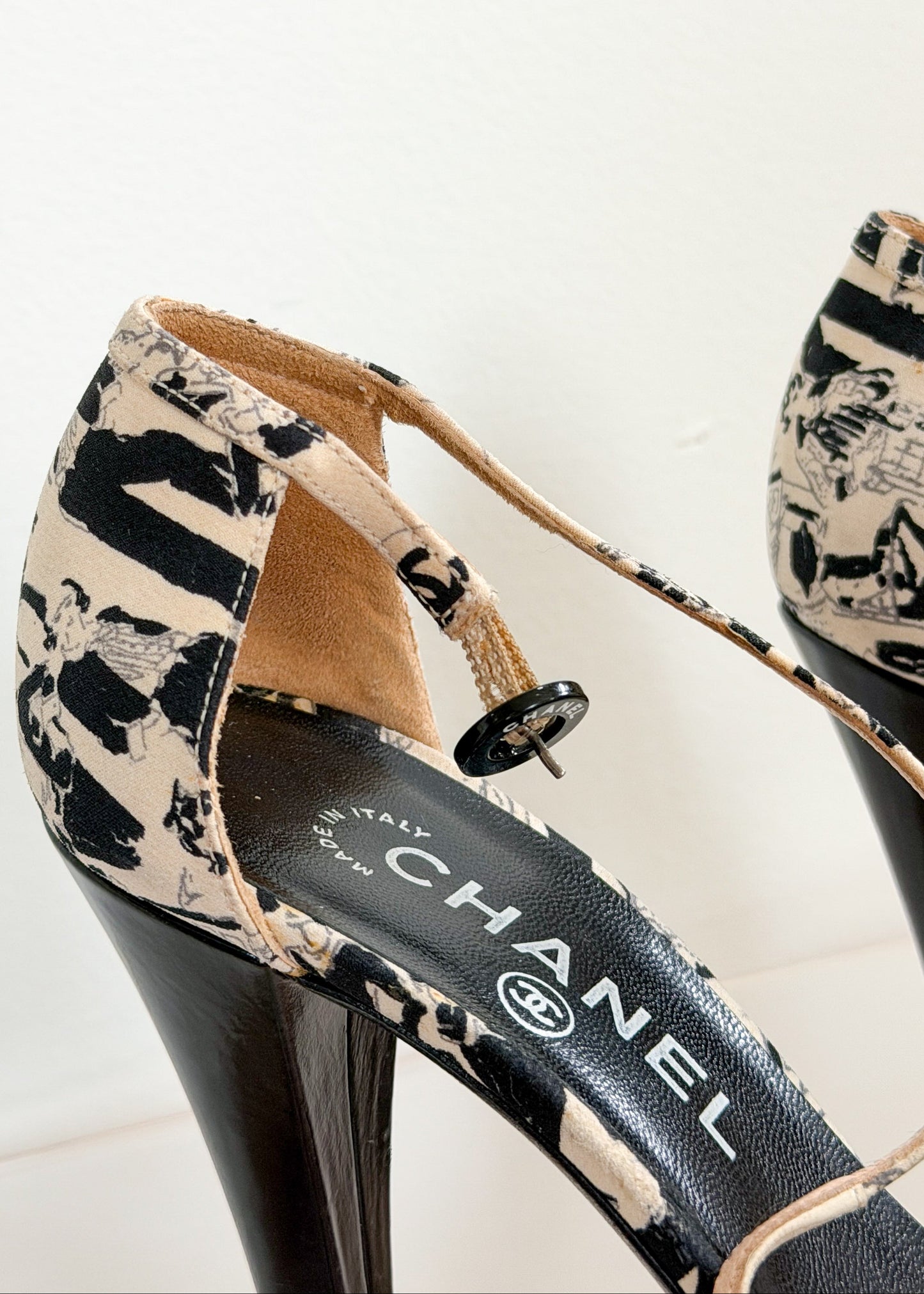 *Rare!* Vintage 2003 Chanel Black Cream D'orsay Print Round Toe Ankle Strap Heels (39)