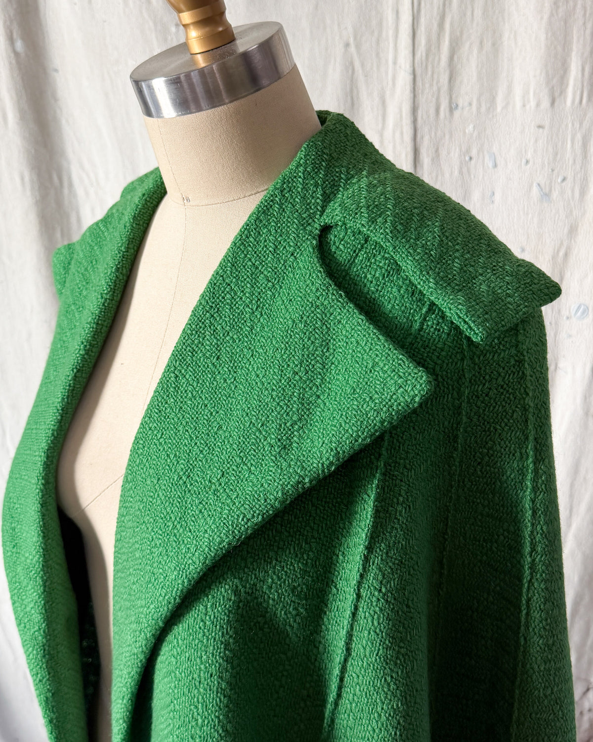 Vintage 60s Higbee's Cleveland Kelly Green Bouclé Cape Coat