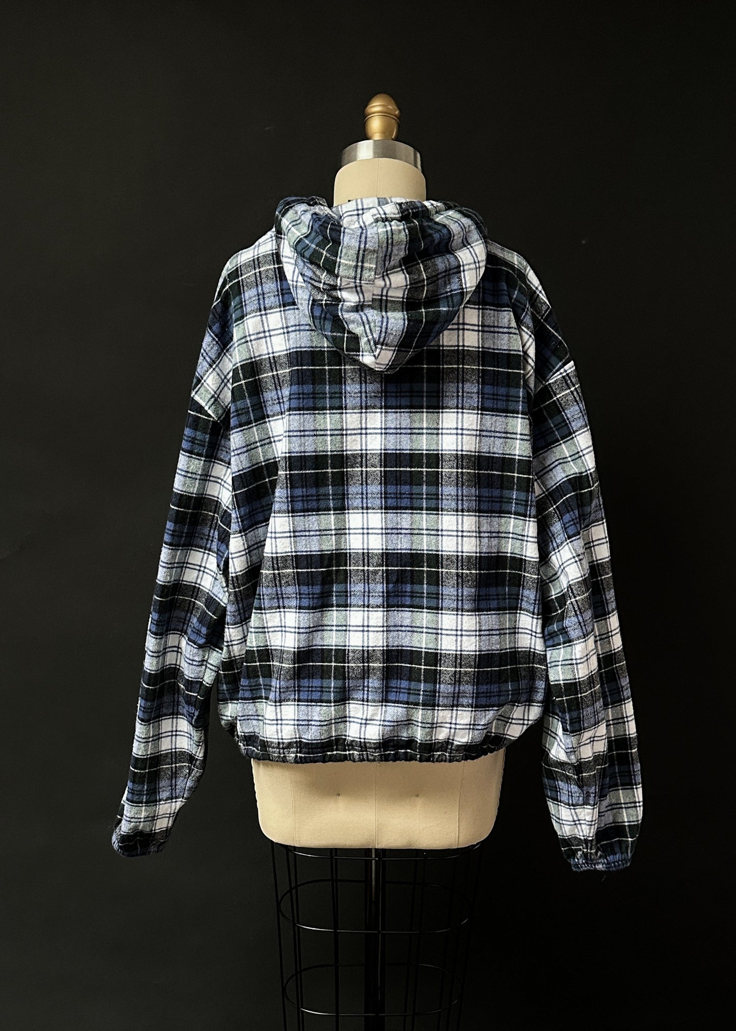 The Vermont Flannel Co. Blue Green and White Cozy Kangaroo Pocket Hoodie (M)