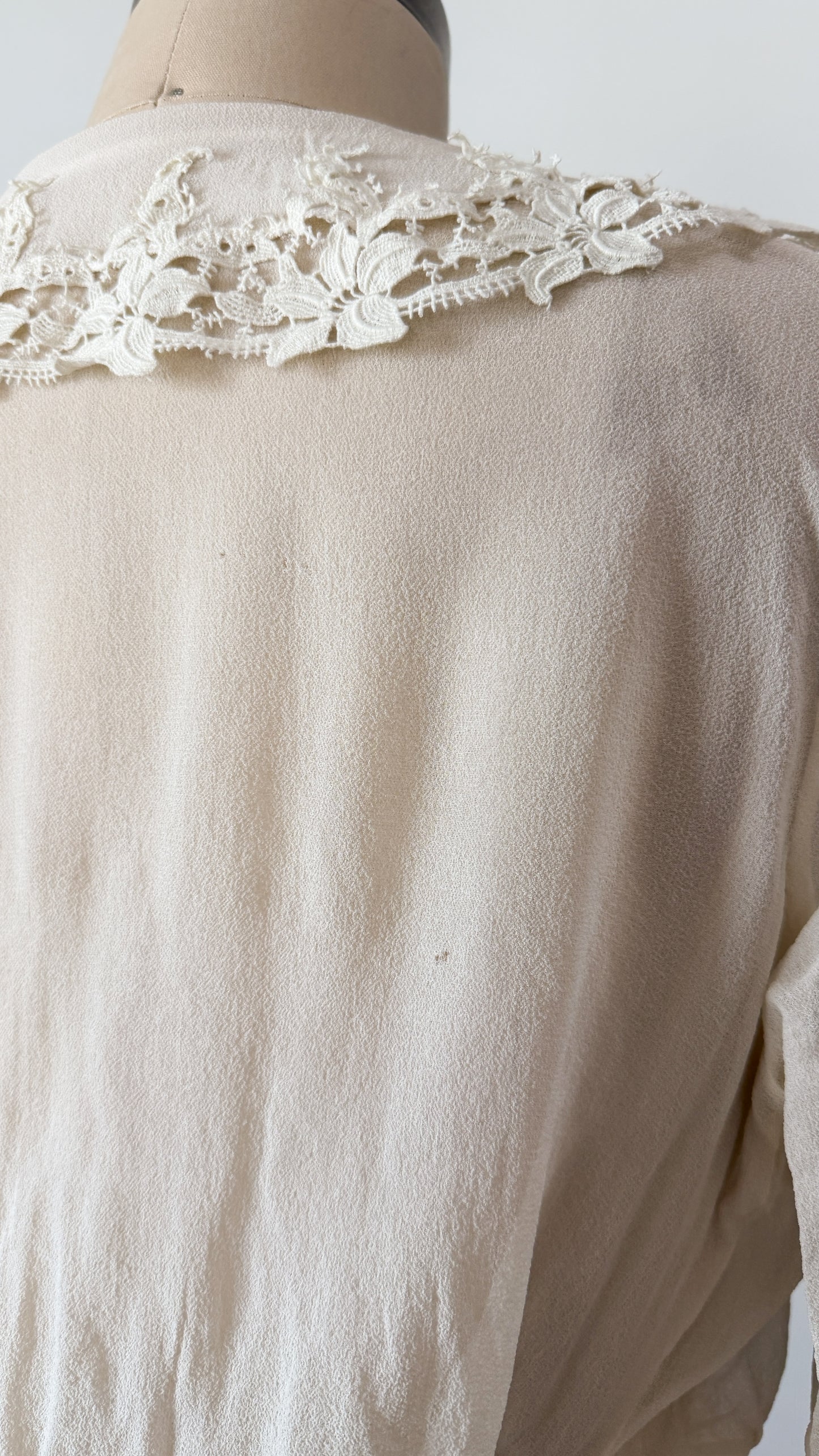 Antique Edwardian Silk Lingerie Blouse with Irish Crochet Lace  c. 1905–1915
