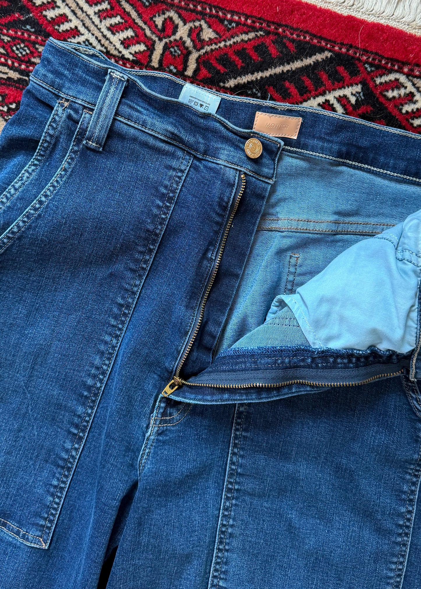 Mother The Quarter Breaker Flood Denim Jeans in Dark Wash Howdy (32)