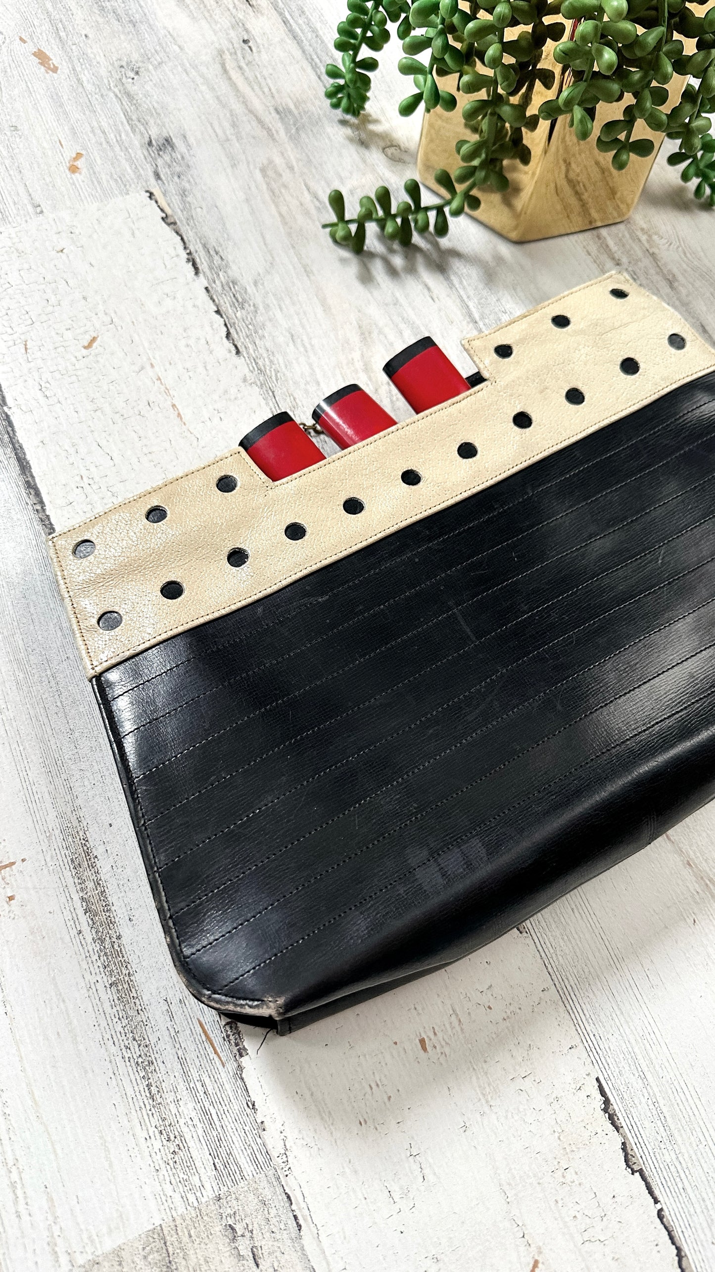 Vintage 80s Steamboat Leather Clutch Purse