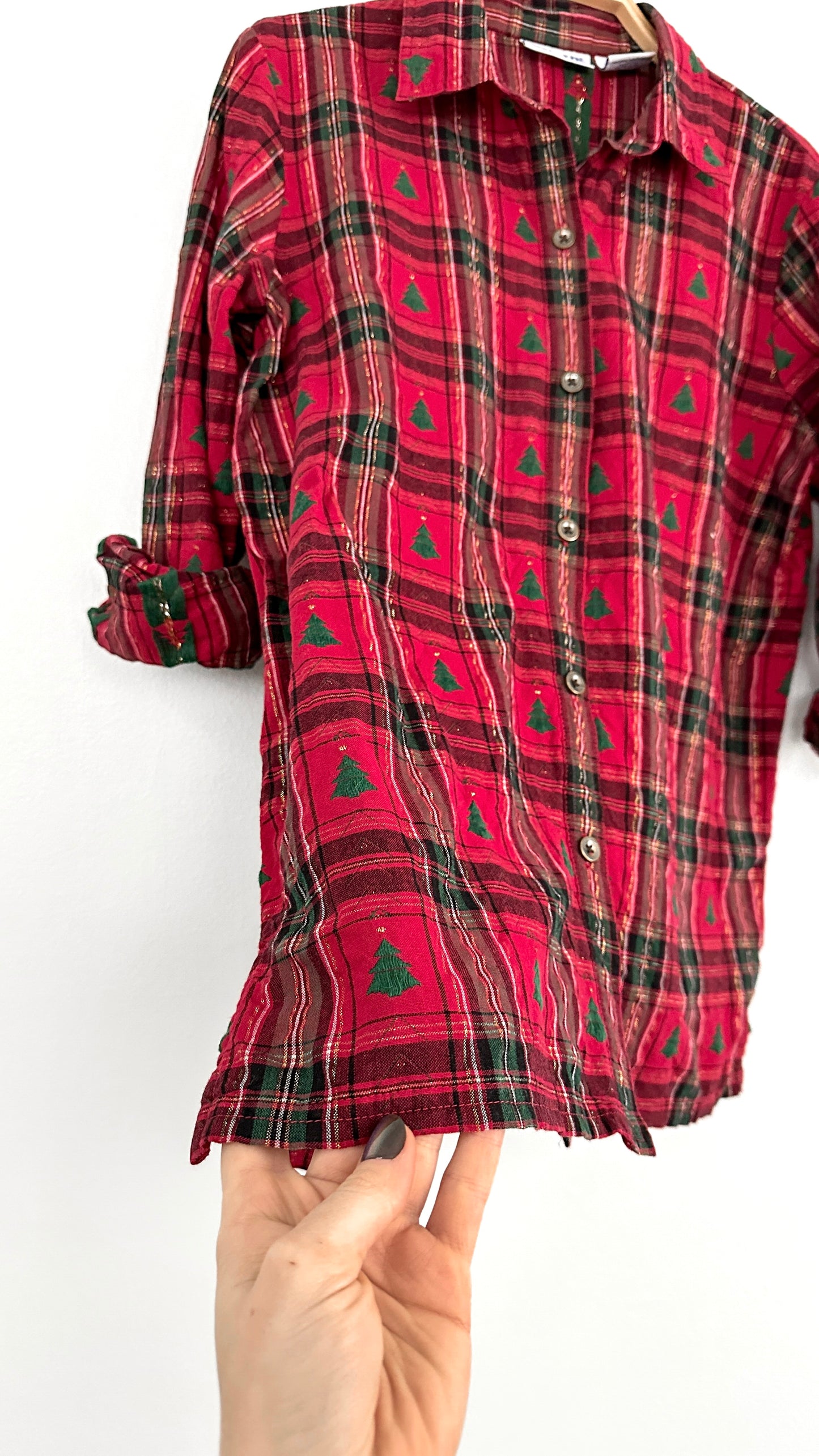 Vintage Red & Green with Metallic Gold Plaid Christmas Tree Button Down (M)