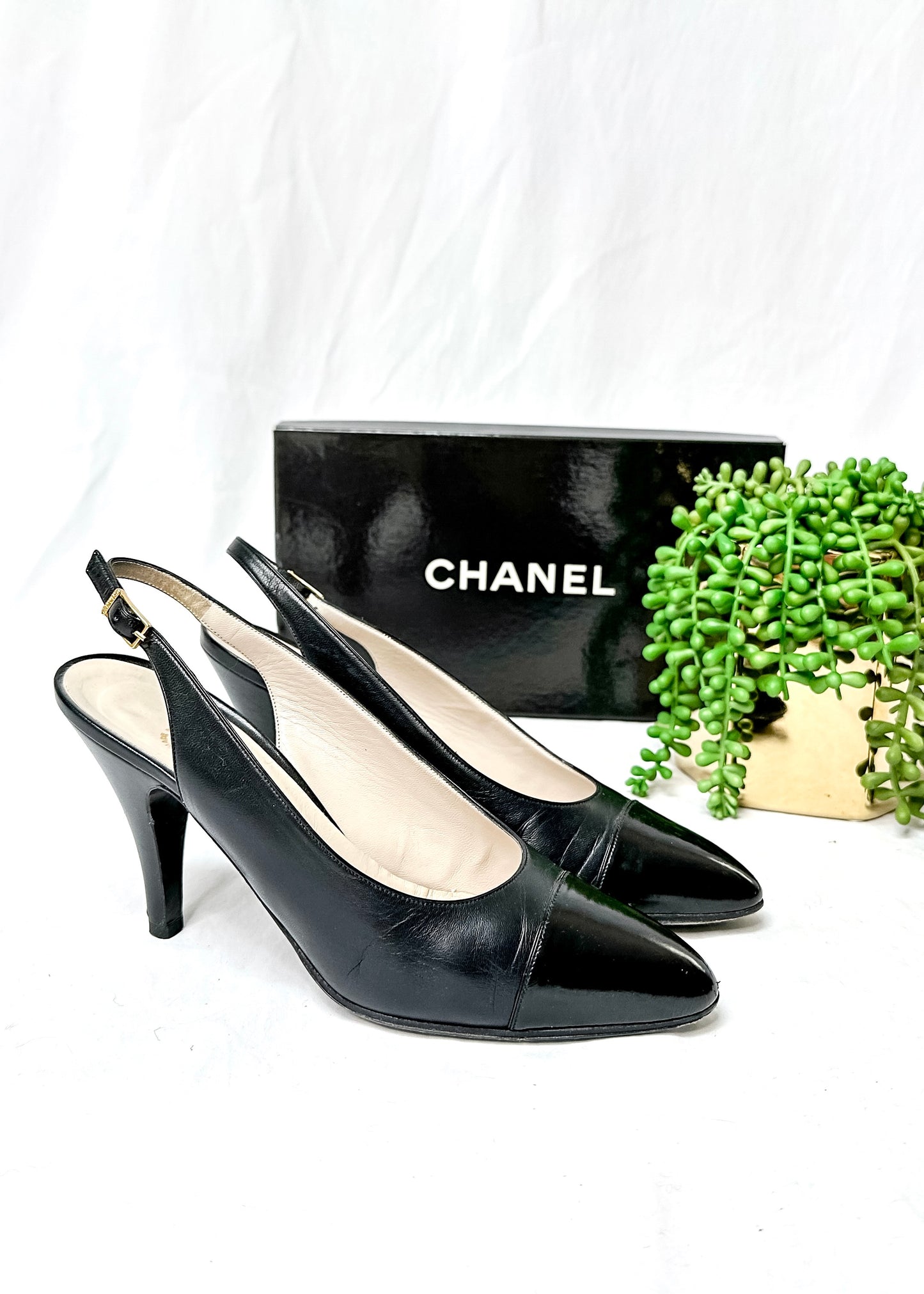 Vintage Chanel Black Leather Cap Toe Slingback Heels (38)