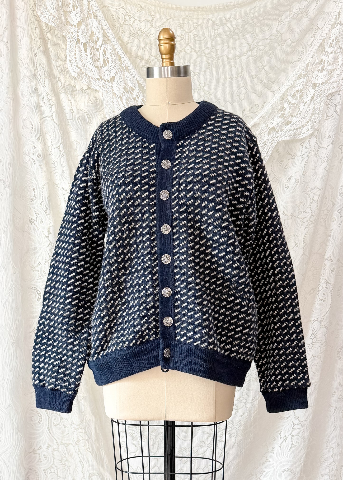 Vintage L.L.Bean Norwegian Wool Cardigan Sweater Navy Fair Isle Sweater (men's L)