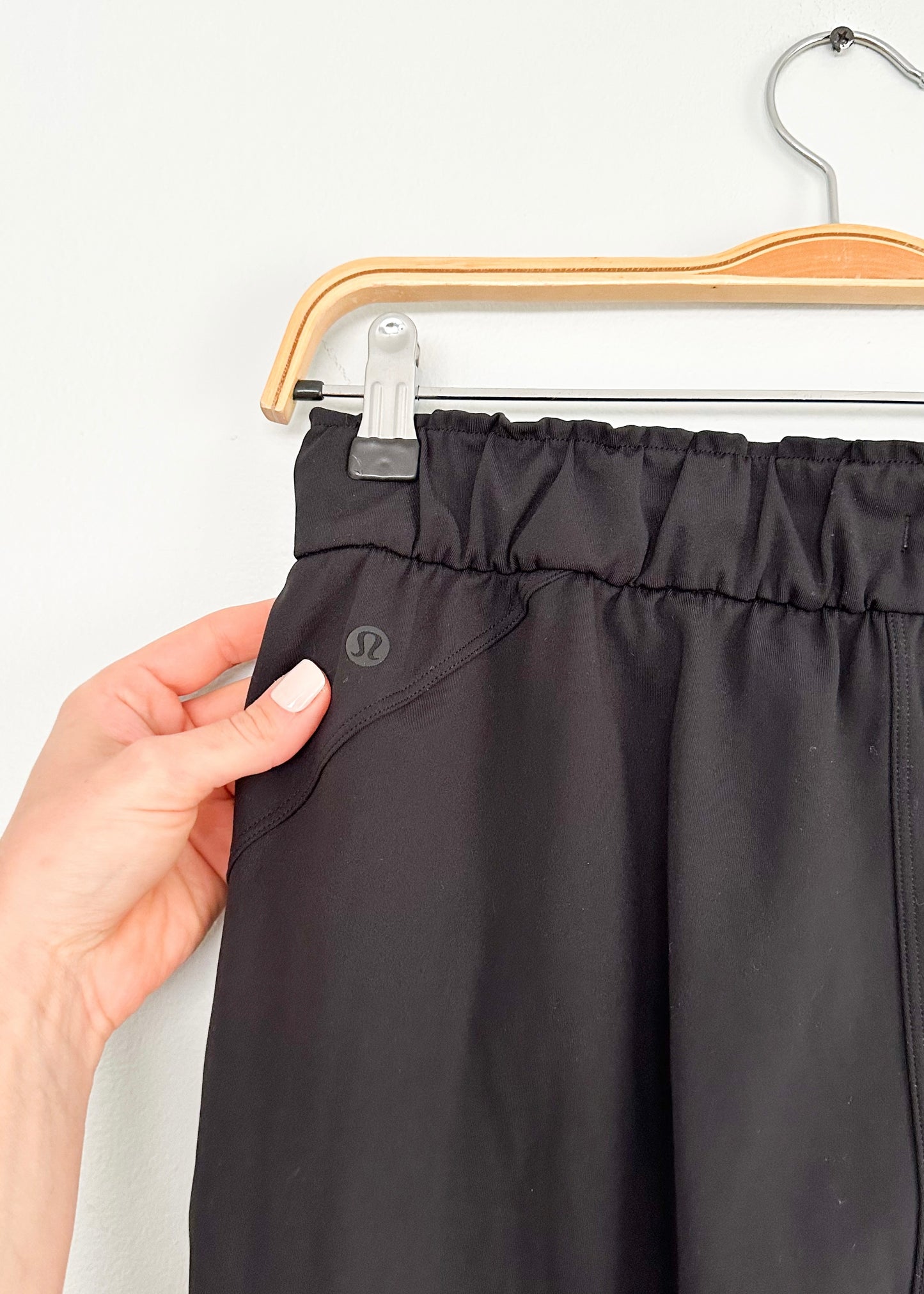 Lululemon Stretch High-Rise Jogger Pants in Black (6)