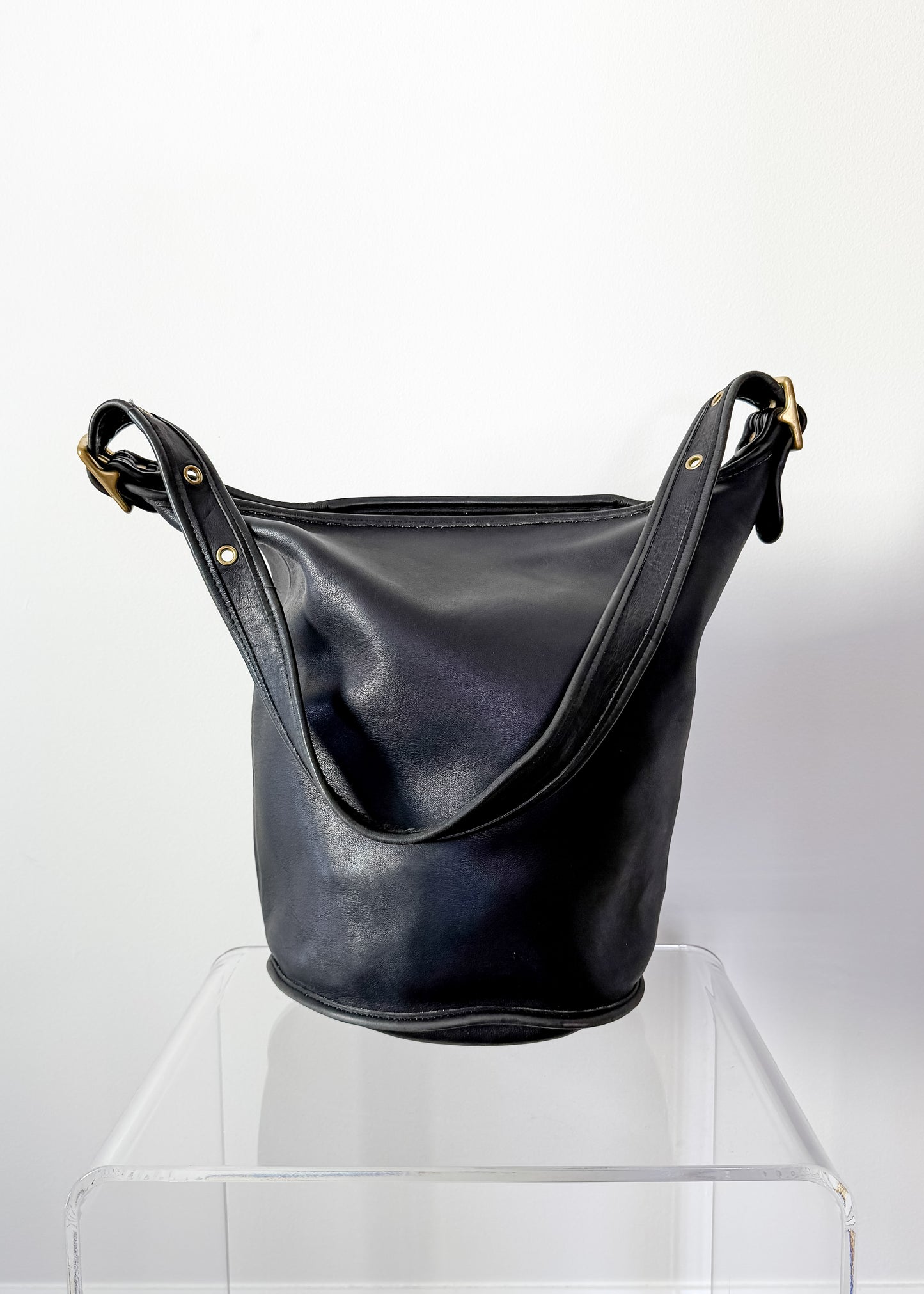 Vintage 90s Coach Black Leather XL Duffle Sac Bucket Purse # 9085