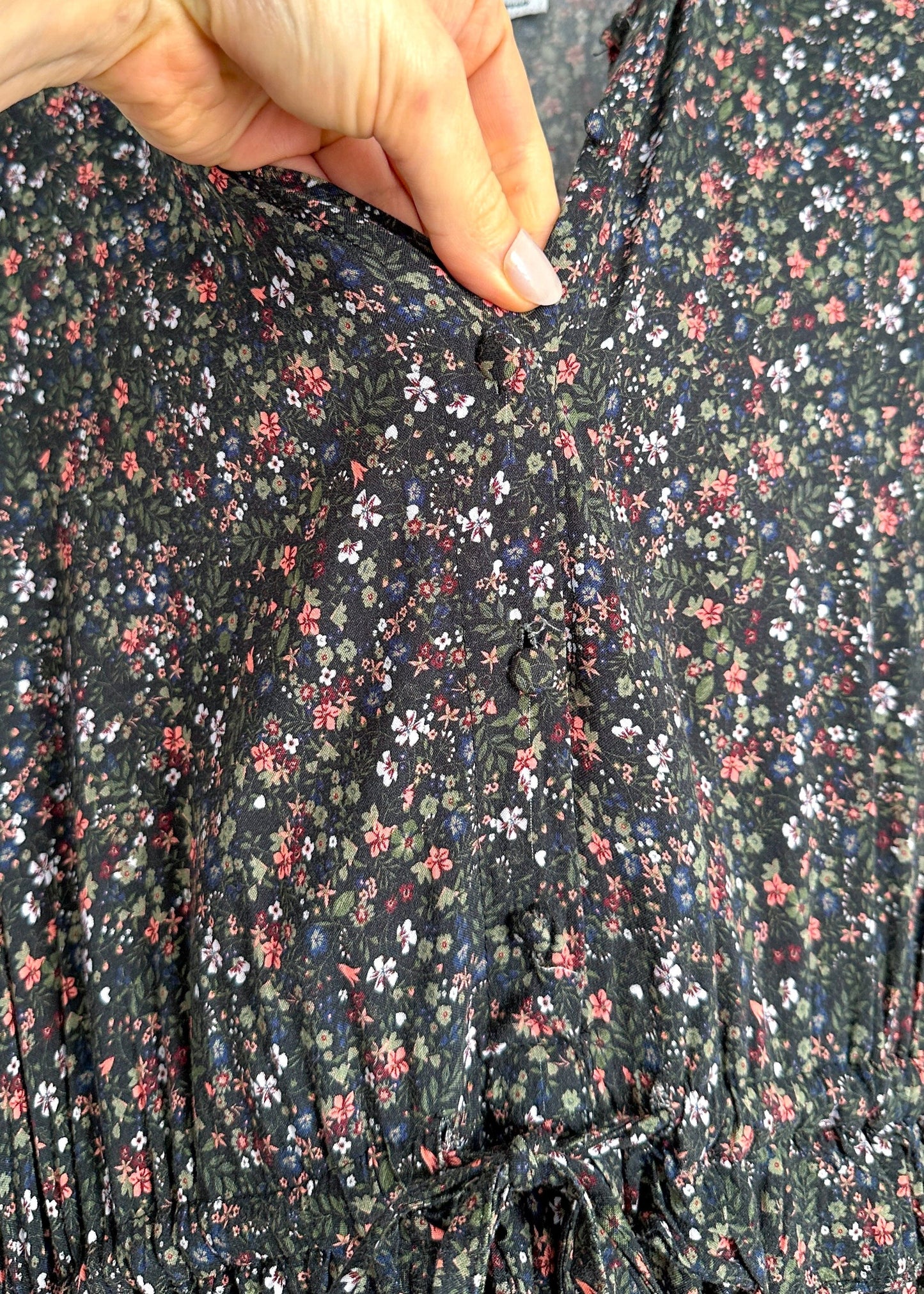 The Line in Between Dark Green Floral Peasant Maxi Dress (L)