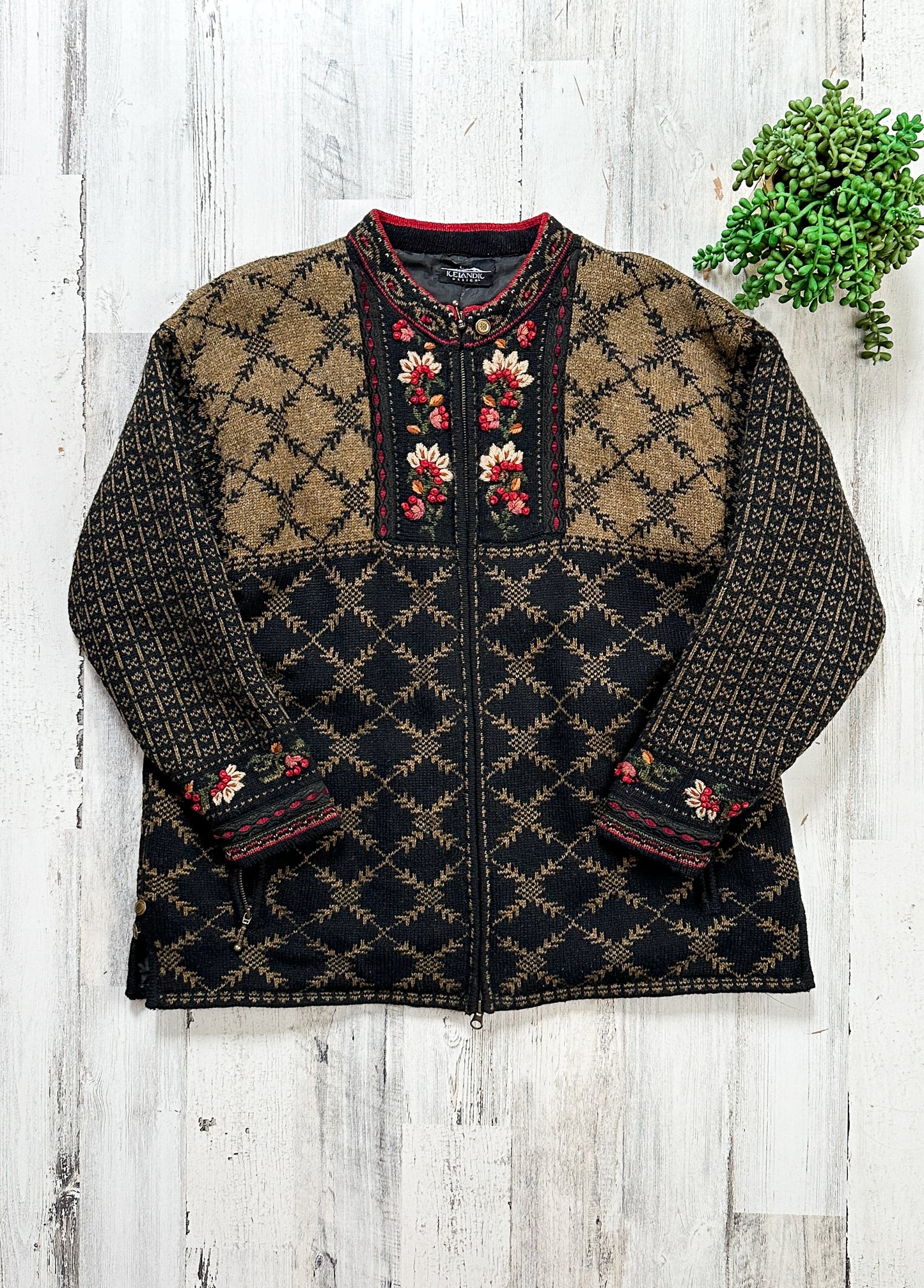 Icelandic Designs Brown & Black Floral Embroidered Wool Zip Knit Jacket Sweater (XL)