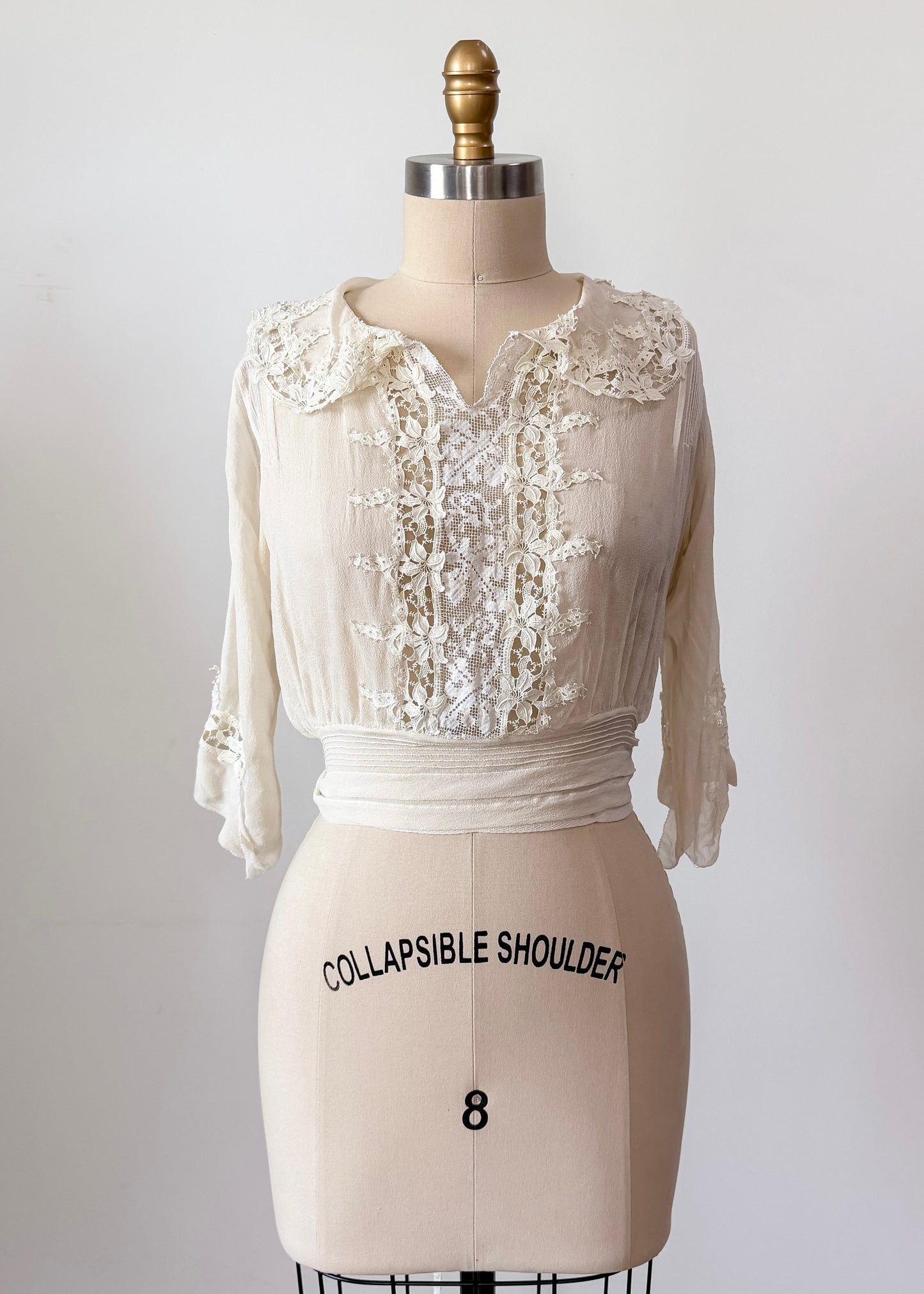 Antique Edwardian Silk Lingerie Blouse with Irish Crochet Lace  c. 1905–1915
