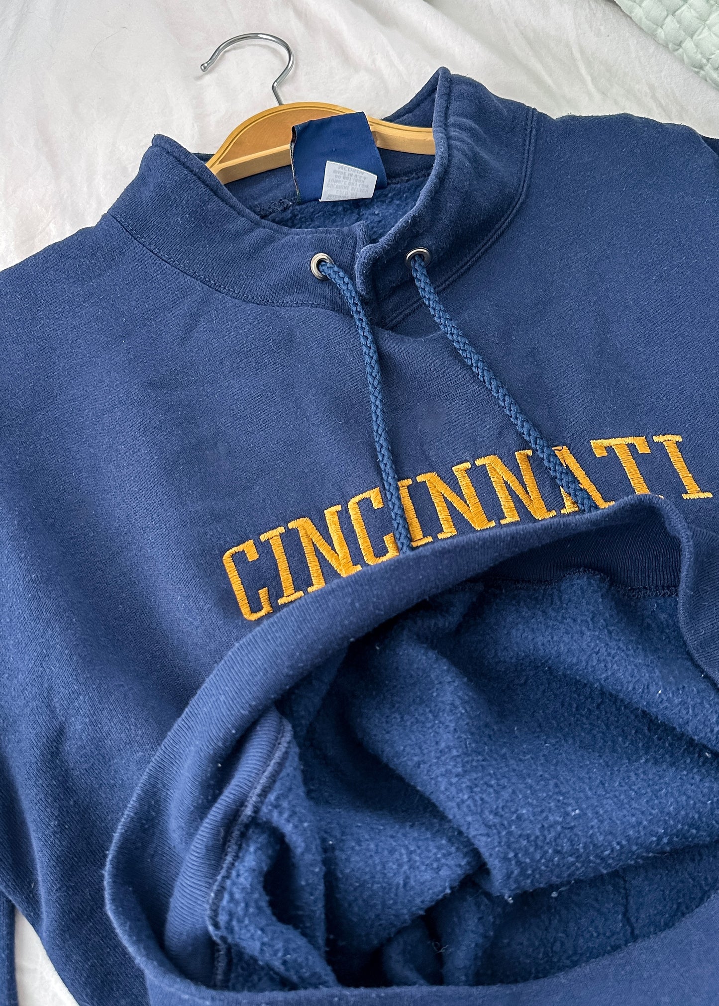 Vintage Cincinnati Embroidered Nautical  Pullover Fleece (S)