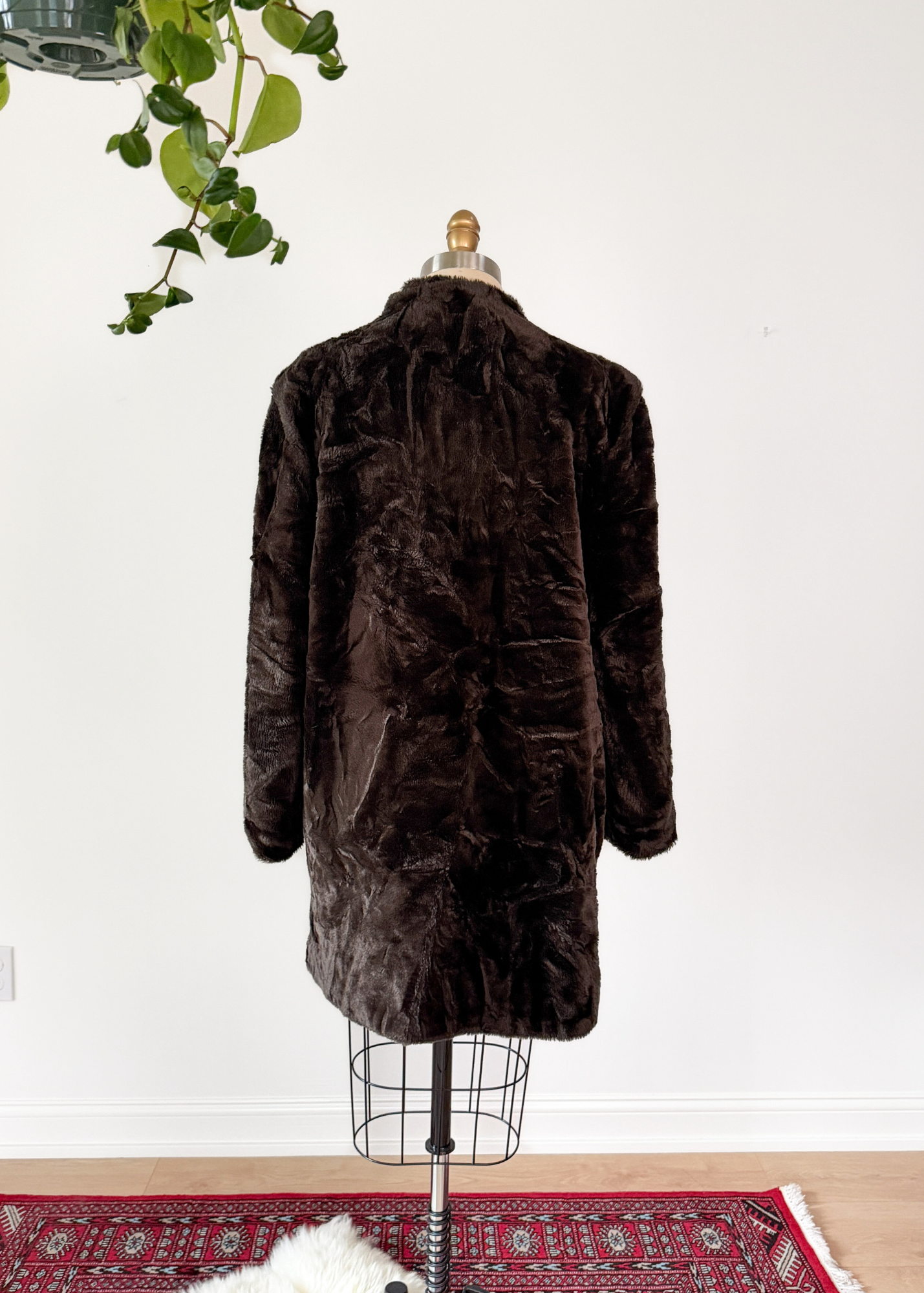 Vintage 70s Sears Dark Brown Faux Fur Coat (M)