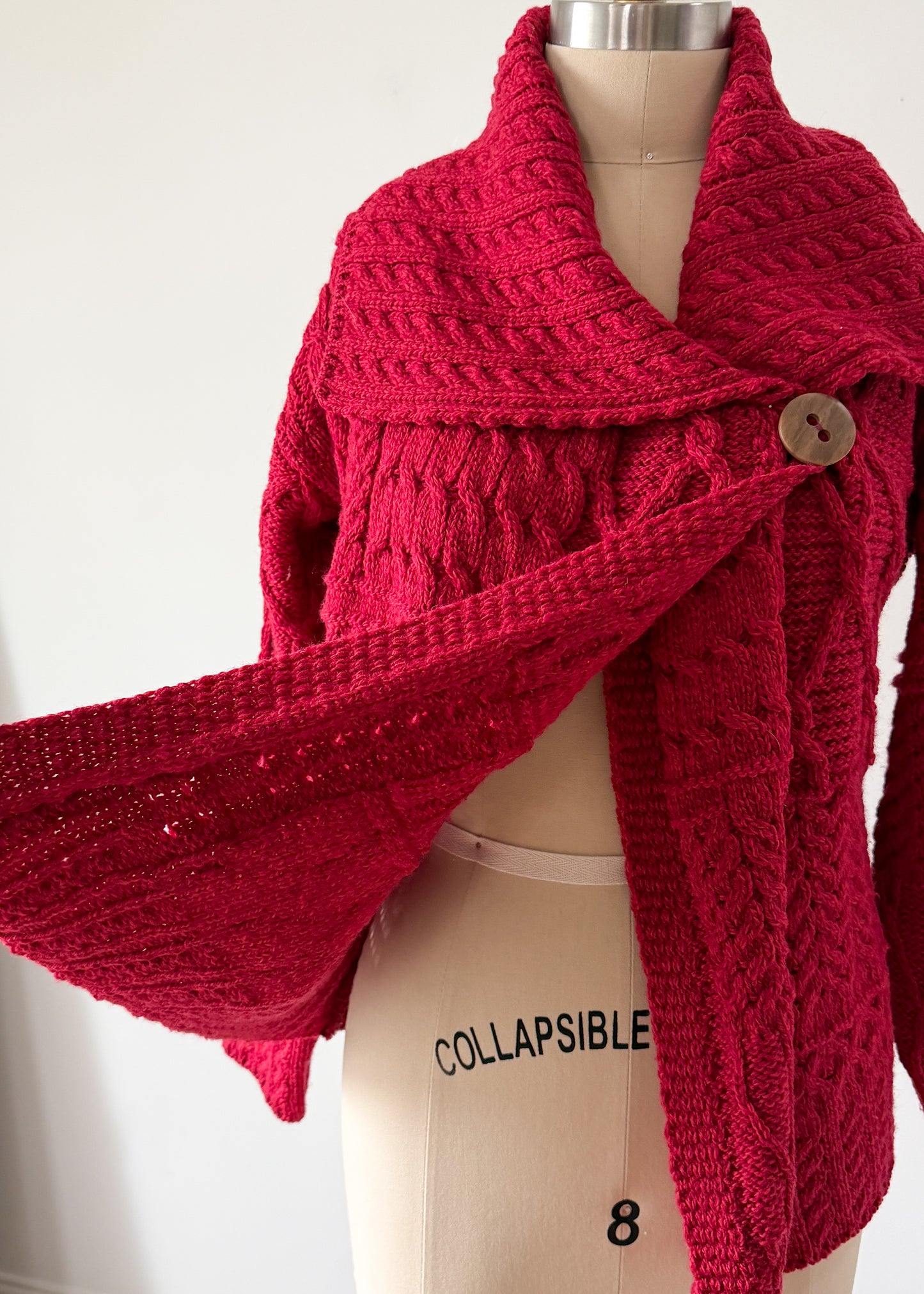 Aran Carraig Donn Irish Cranberry Red 100% Merino Wool Button Knit Sweater