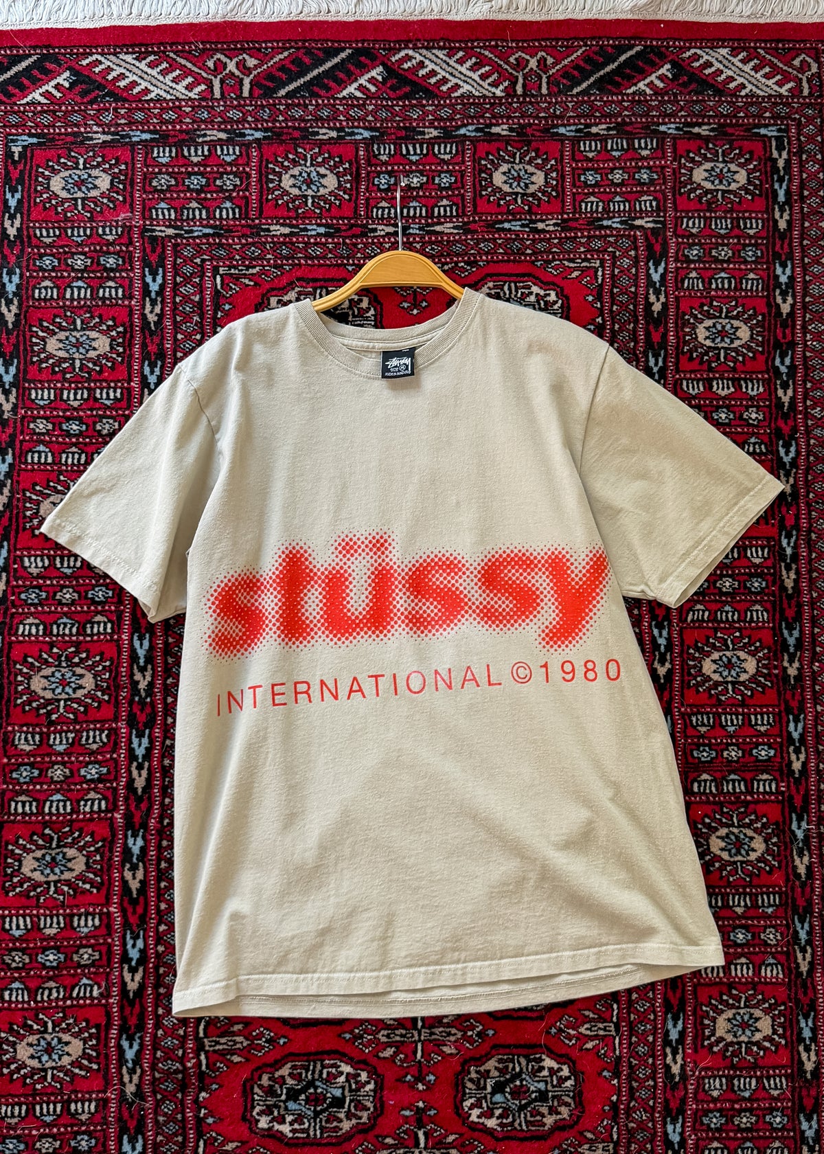 Stüssy Blur Tee in Khaki / Red Orange Graphic (M)