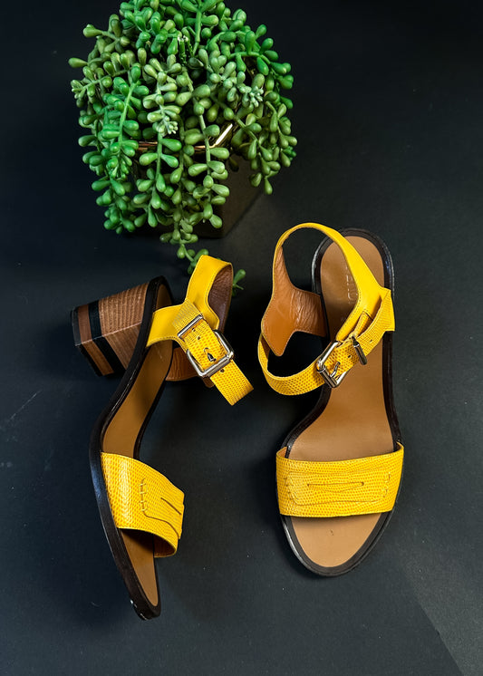 Fendi Yellow Leather Sandals Block Heels (39 or 8.5)