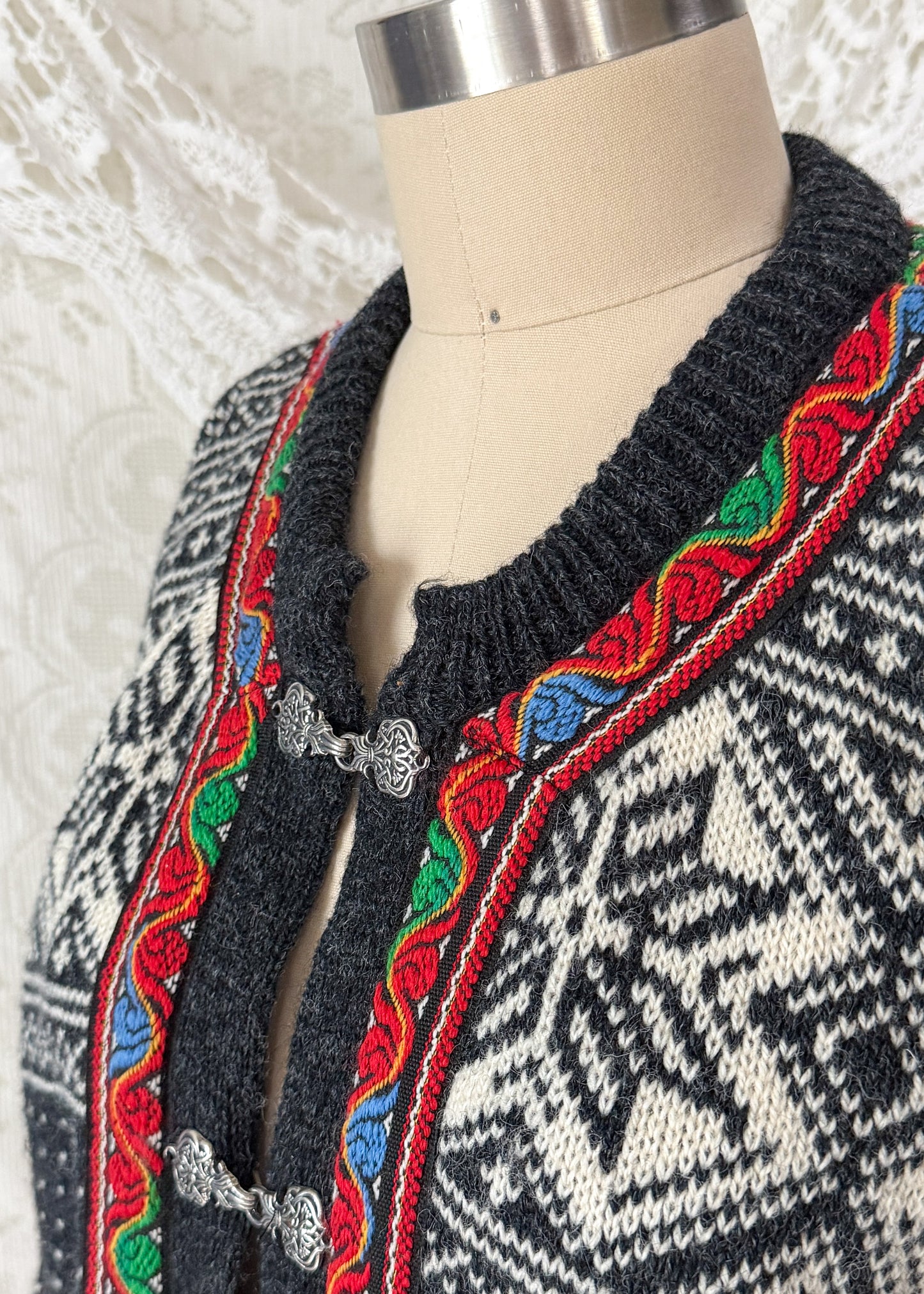 Vintage 90s Sweater Market Copenhagen Fair Isle Nordic Cardigan Sweater (L)