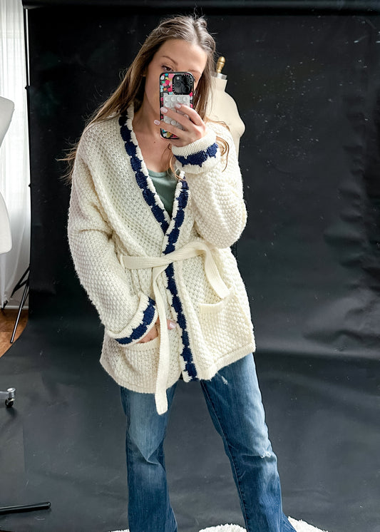 Vintage 70s/80s Bonnie Lee Cream & Navy Belted Cozy Cardigan