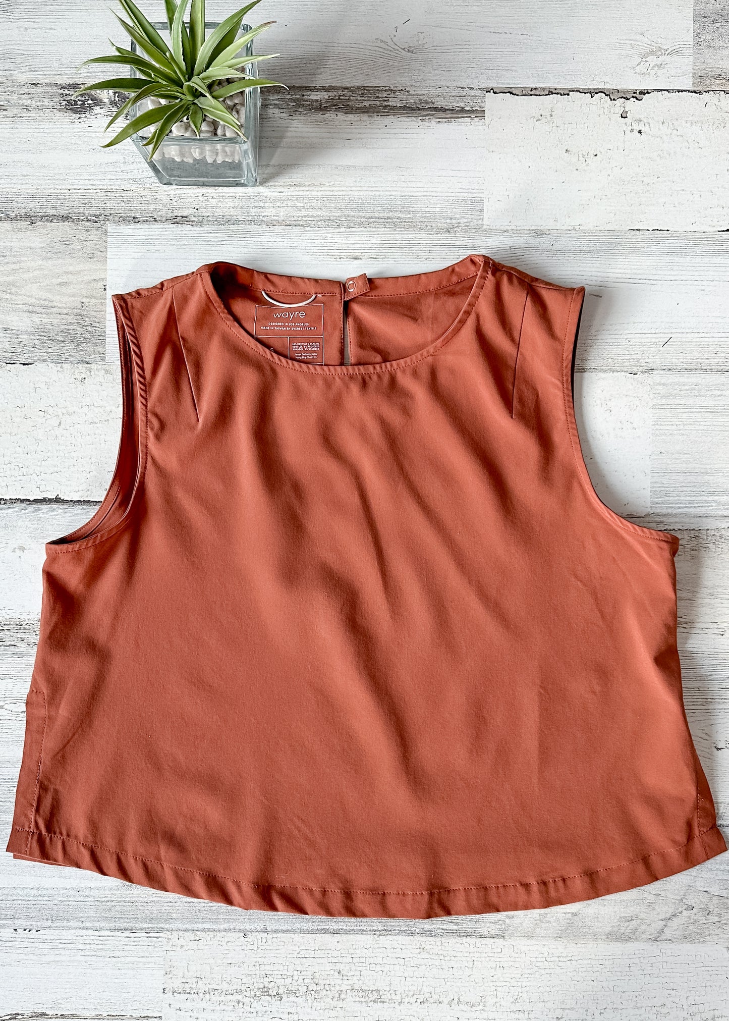 Wayre Limited Edition: Boxy Shift & Snap Crop Tank Top (S)