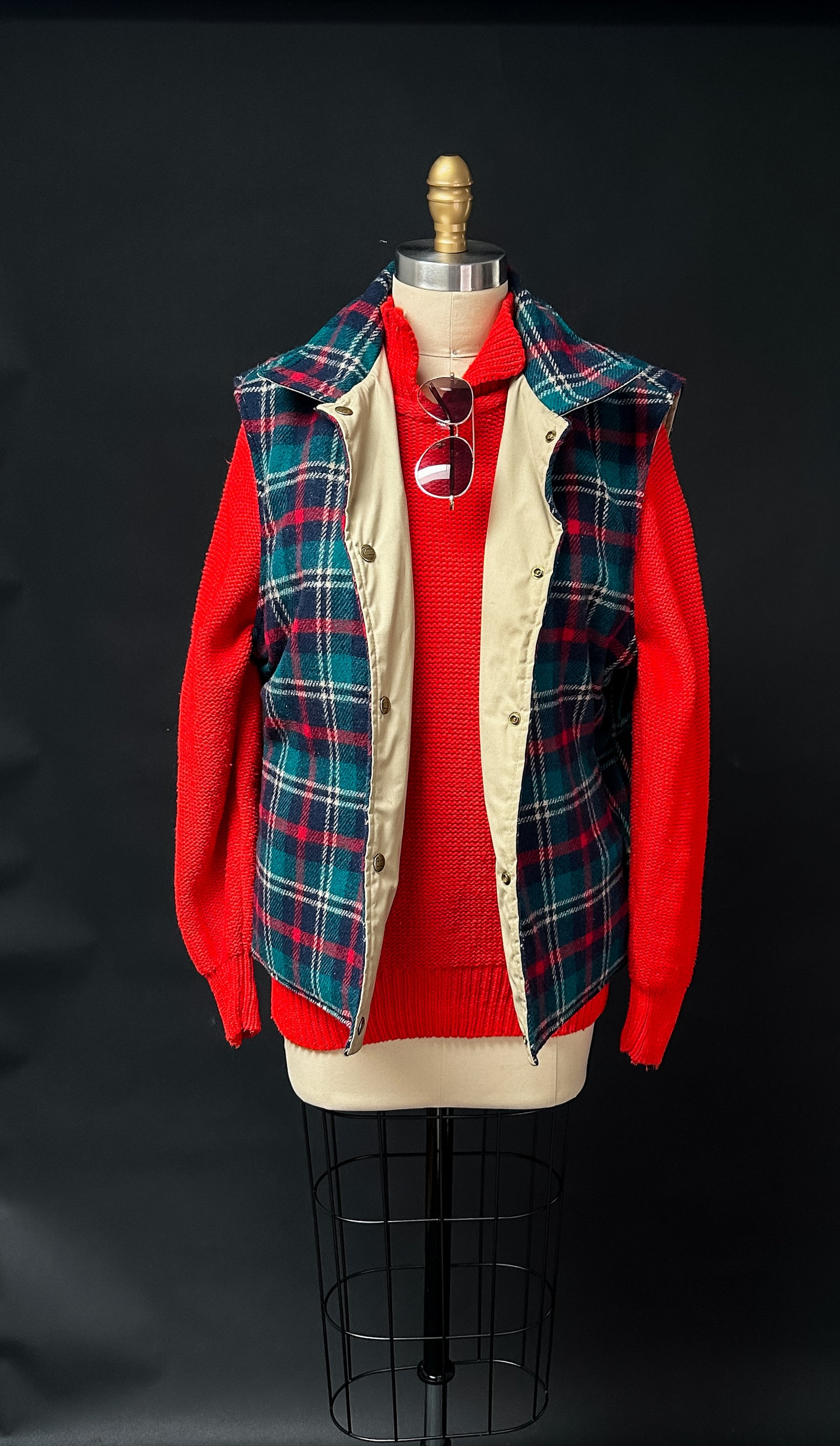 Vintage 80s Woolrich Fisherman Aesthetic Reversible Plaid Wool Canvas Utility Vest (mens L)