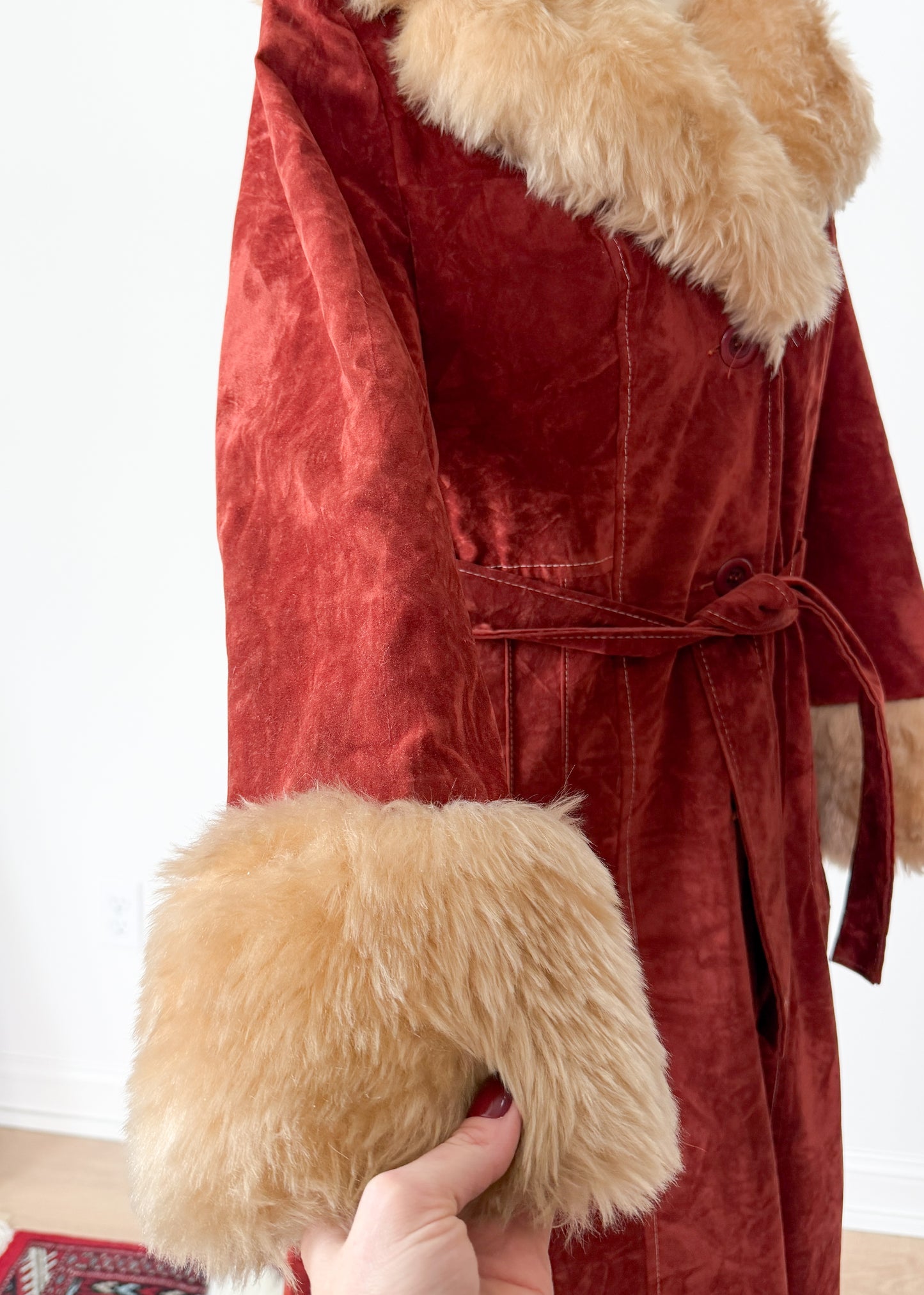 Vintage 70s Rust Crushed Velvet & Faux Fur Penny Lane Coat (M)