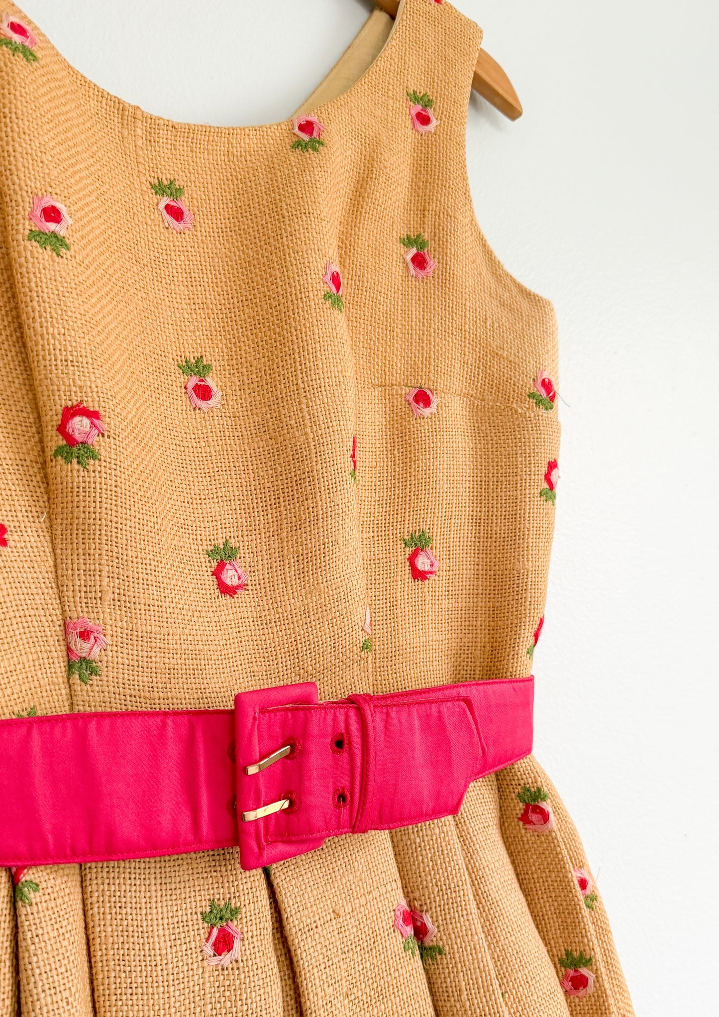 Vintage 1950s Burlap Rose Embroidered Garden Party Belted Dress