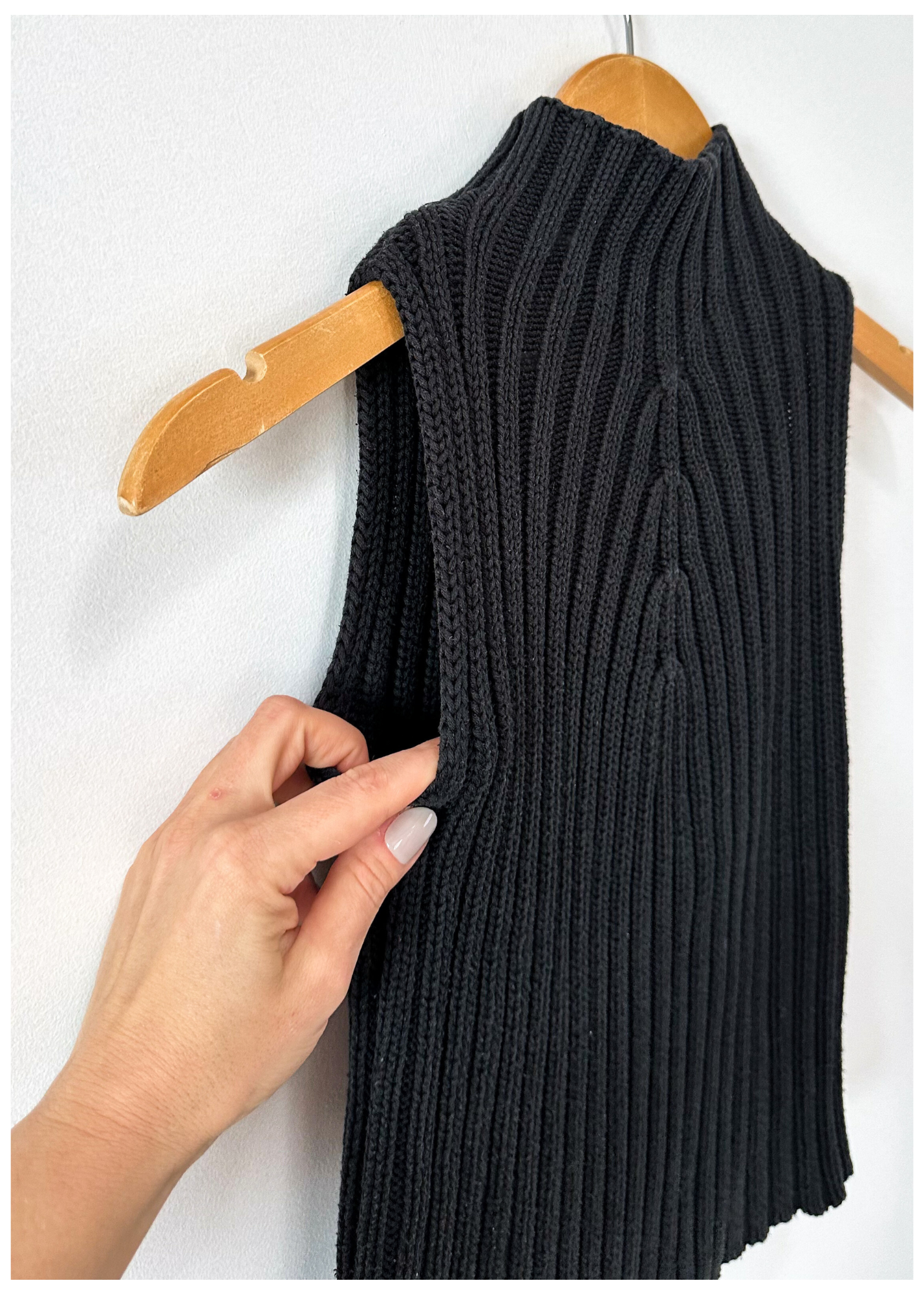 Vintage 00s Black Knit Mock Neck Top (S)