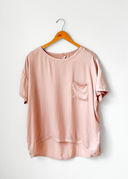 Lunya Washable Silk Tee in Delicate Pink Pajama Top (S)