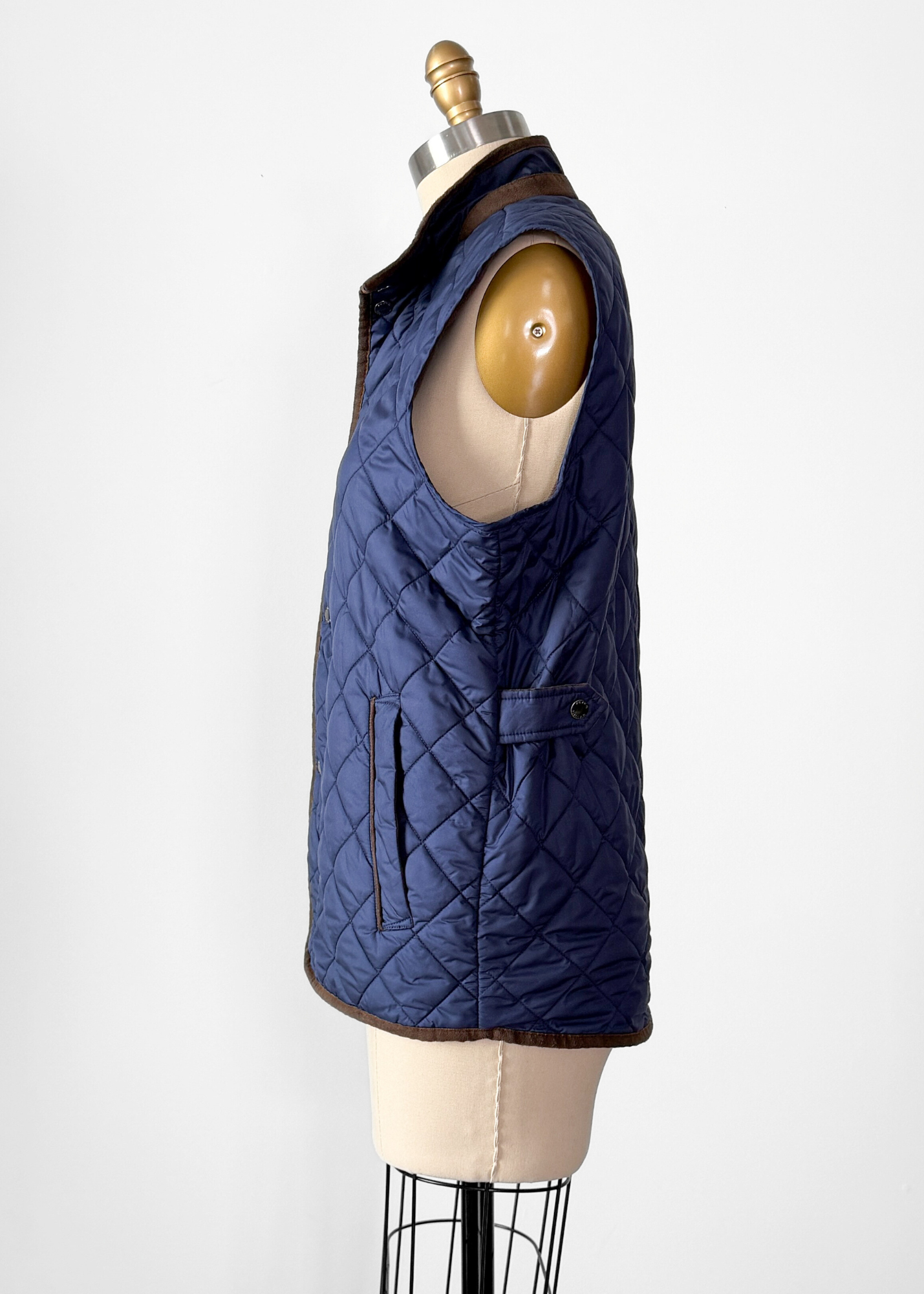 Peter Millar Essex Quilted Traveler Vest in Navy Blue and Brown (mens S)