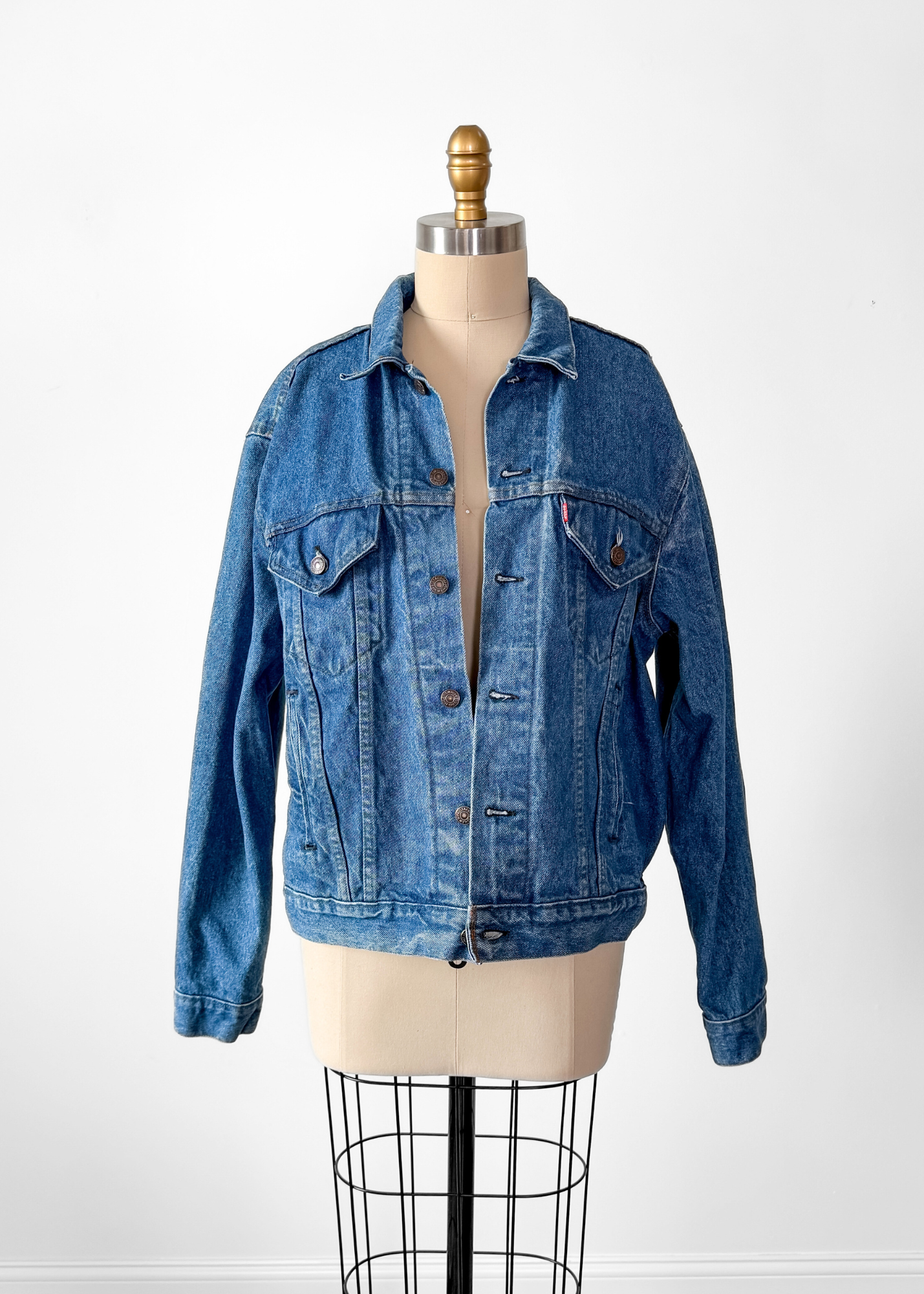 Vintage 90s Levi's 527 Trucker Denim Jacket made in USA (L)