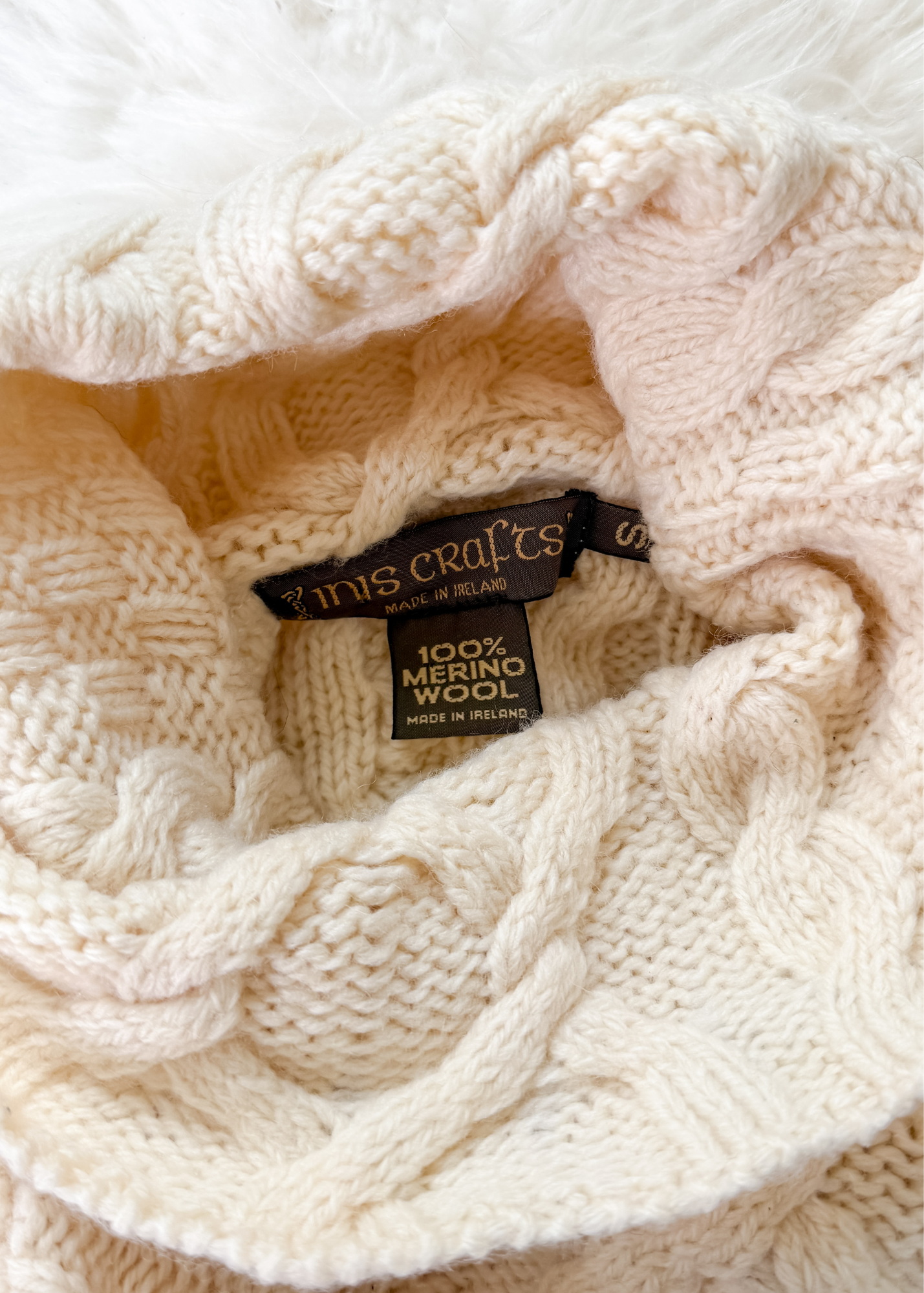 Inis Crafts Cream 100% Irish Merino Wool Knit Turtleneck Sweater (S)