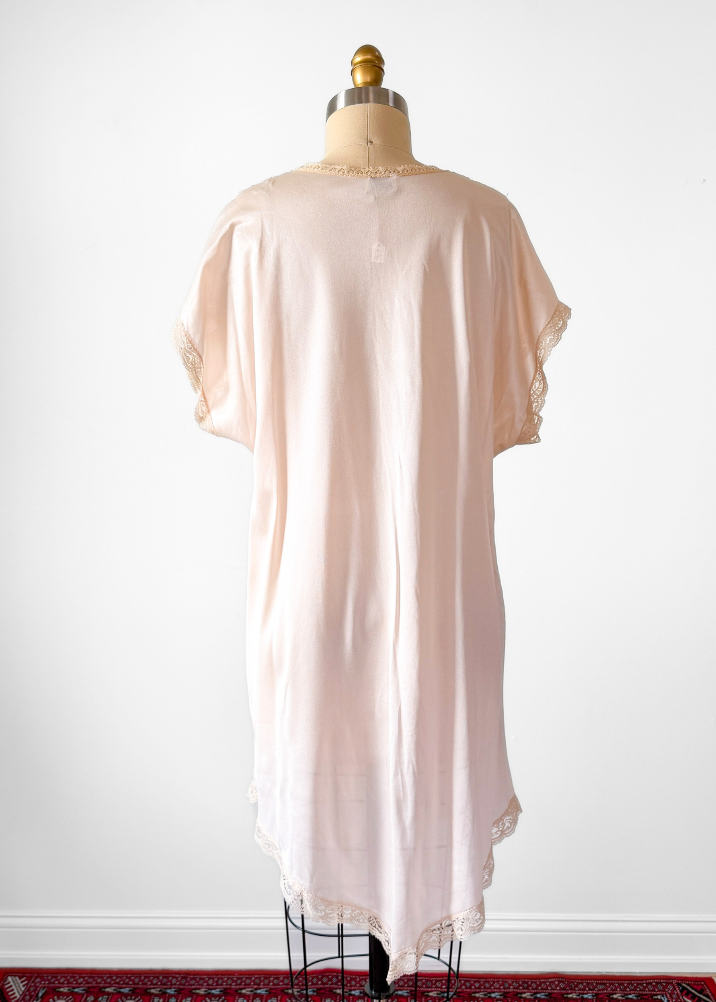 Vintage 90s Soft Moments Light Pink Lace Nighty Lingerie Sleepwear (XL)
