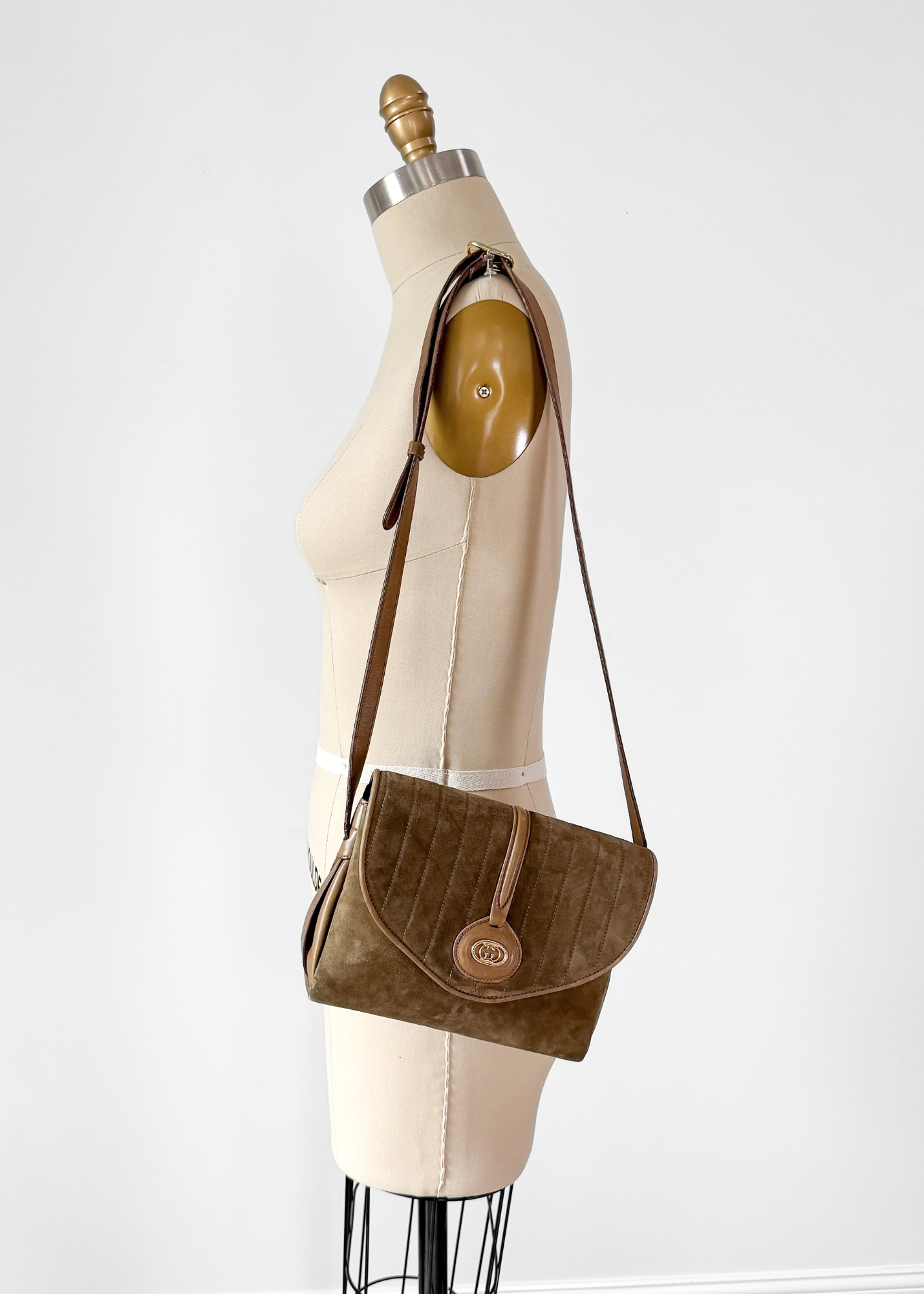 Vintage 70s Gucci Brown Suede Purse